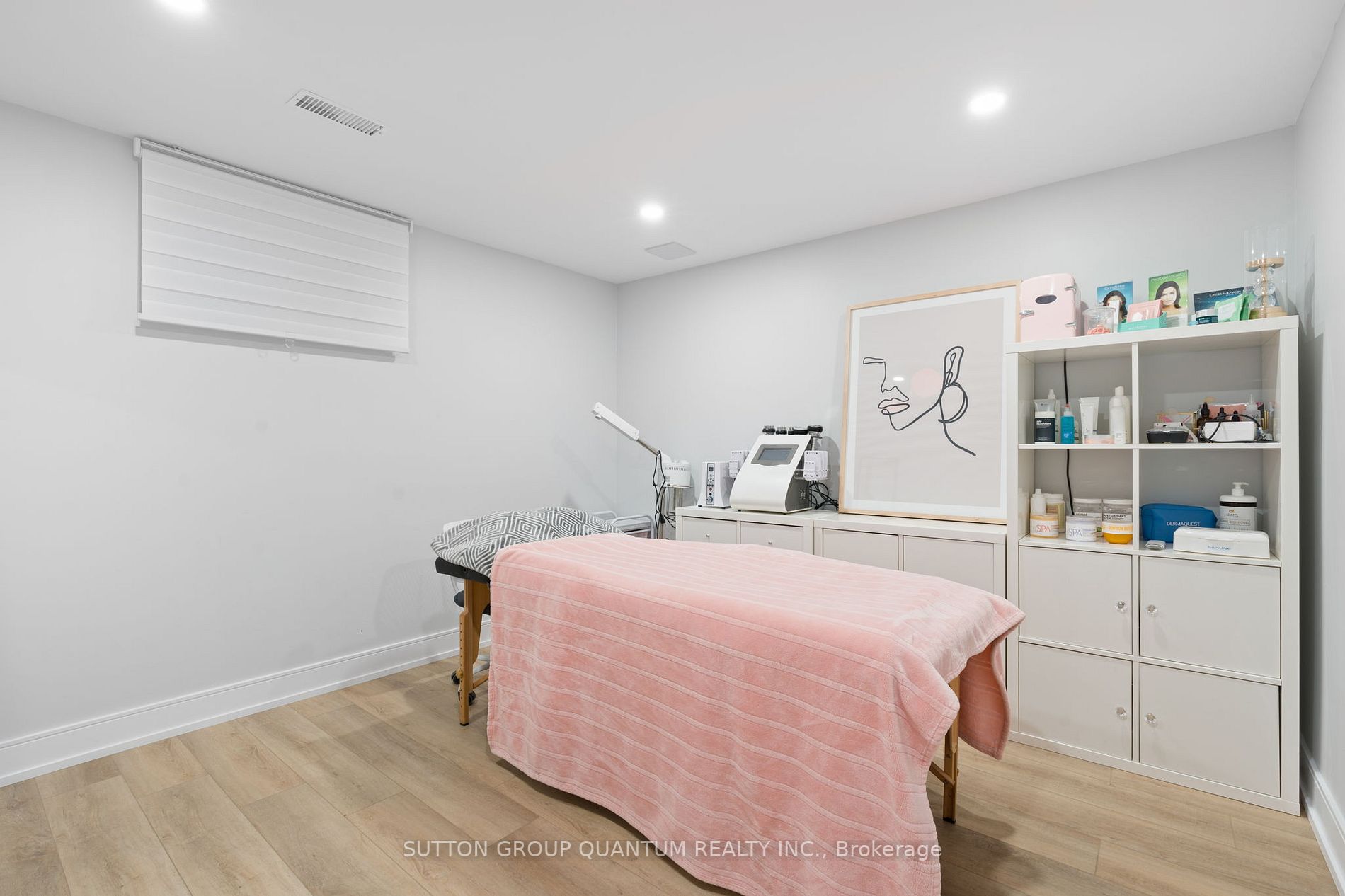 17 Clearview Dr