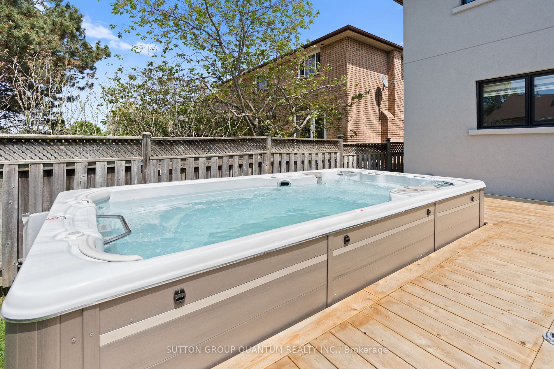 17 Clearview Dr