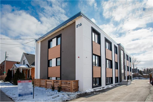 816 Concession St, Hamilton