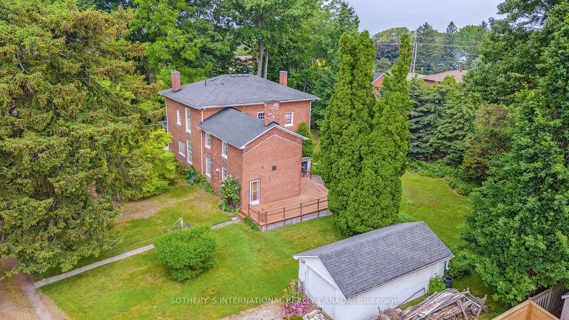 376 Nelles Rd N