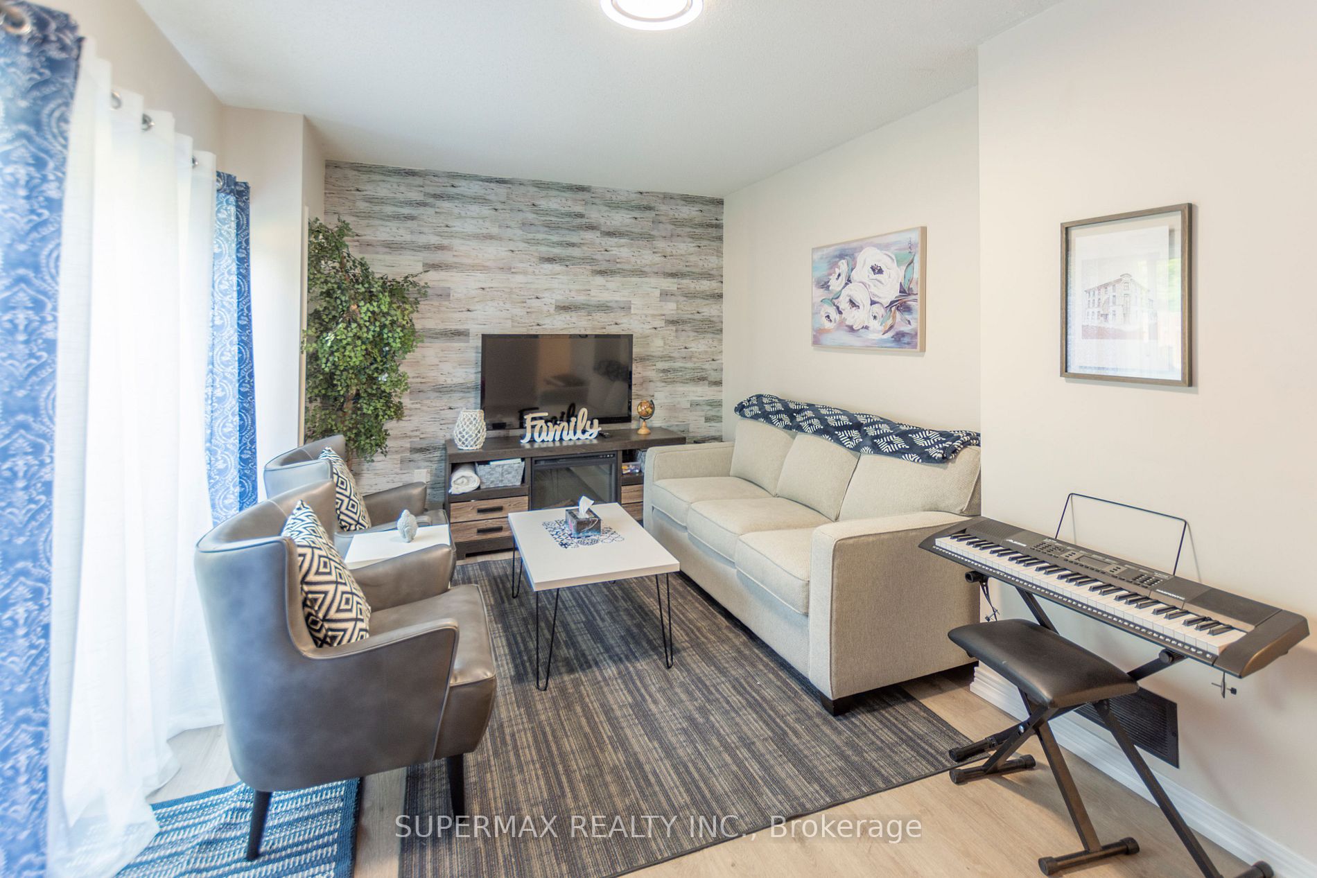 1990 Wavell Street, #5
