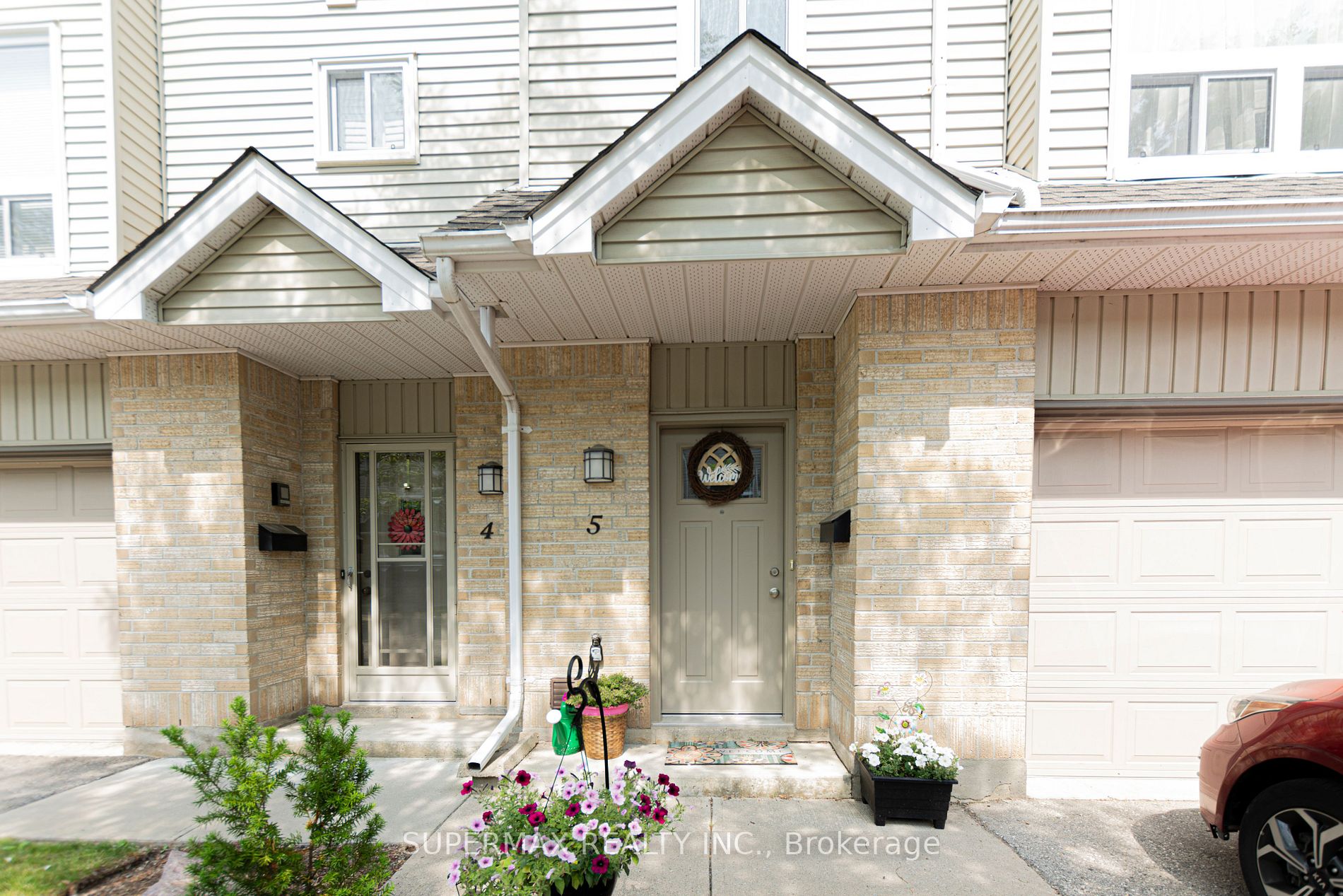 1990 Wavell Street, #5