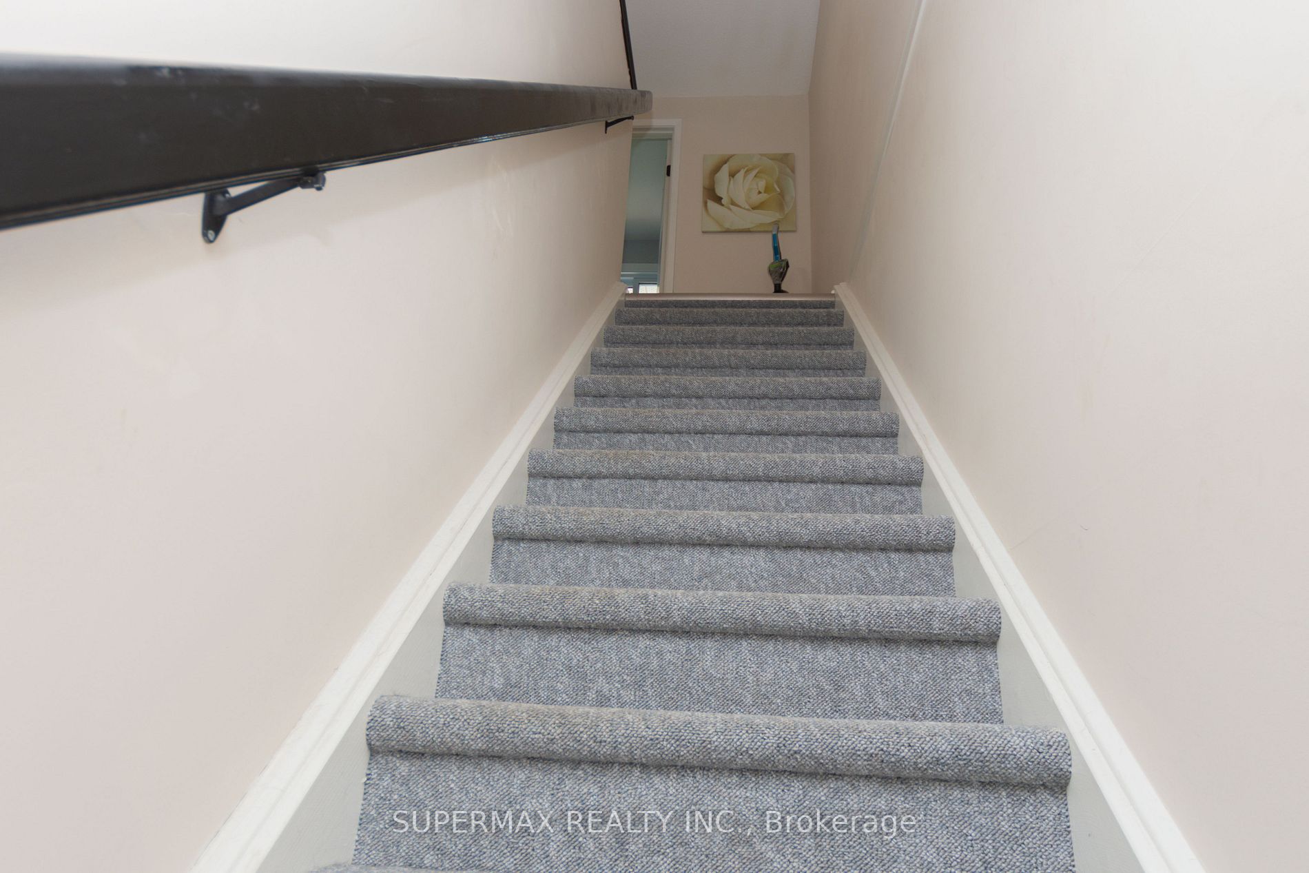 1990 Wavell Street, #5