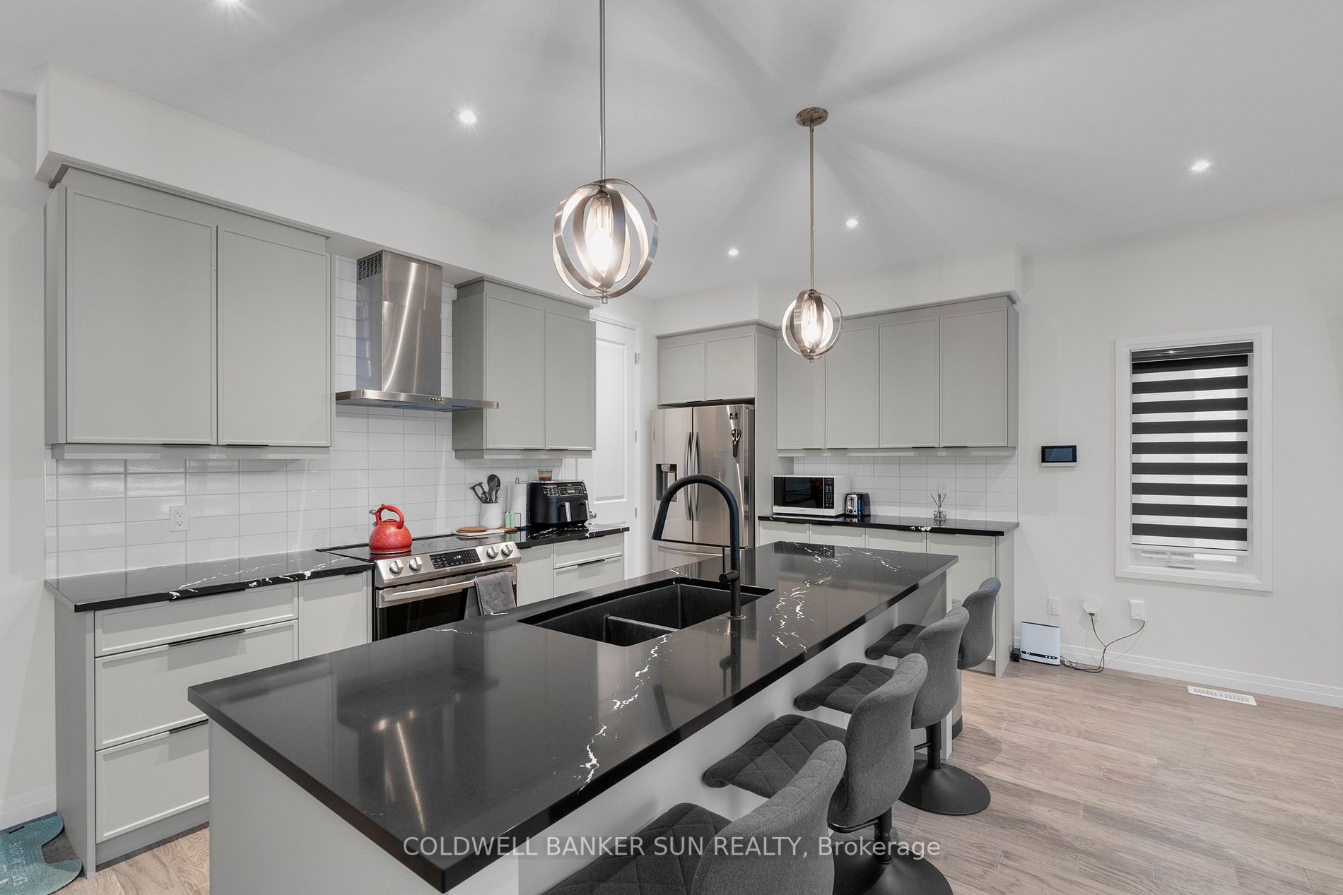 972 Stonecliffe Walk, #18