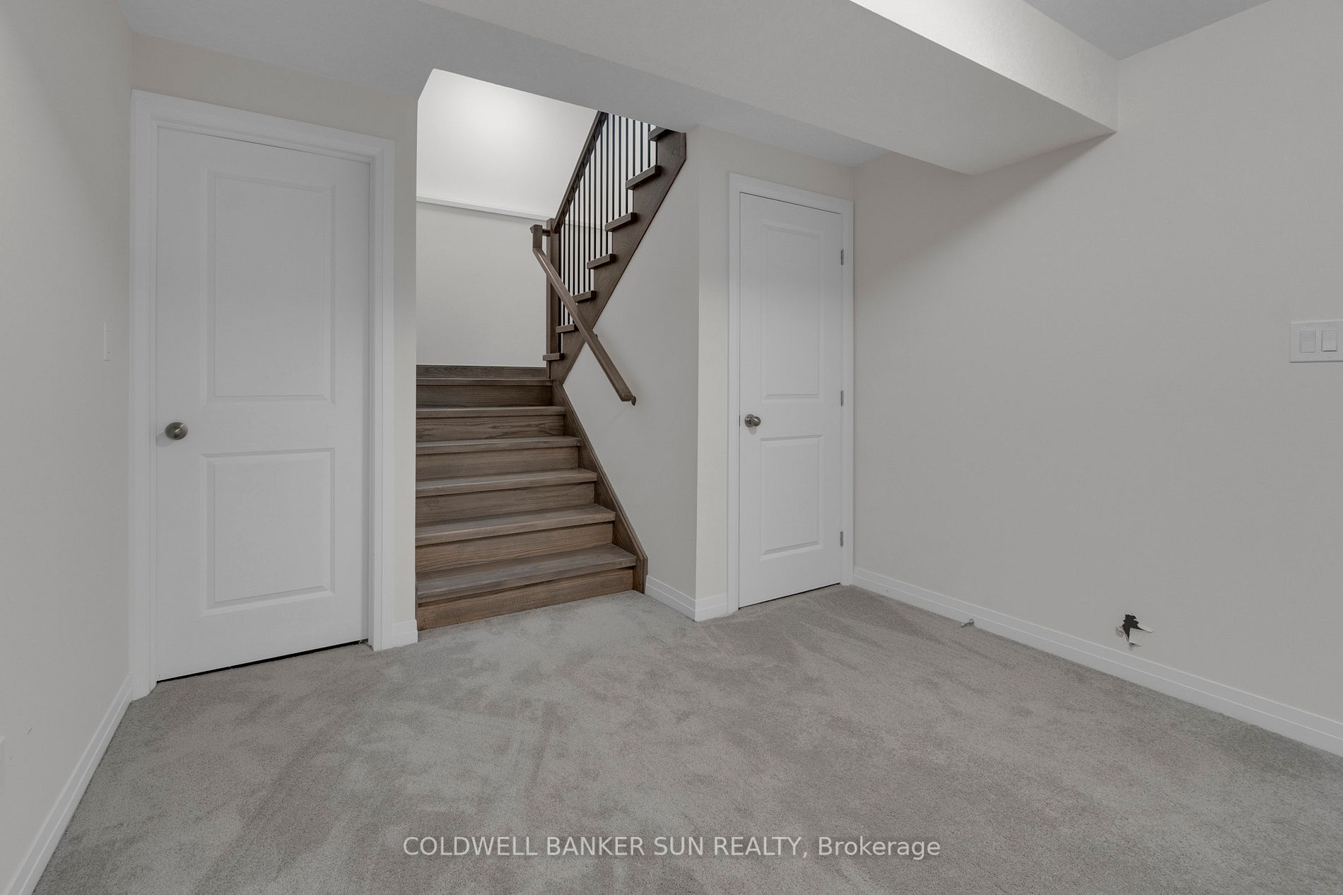972 Stonecliffe Walk, #18