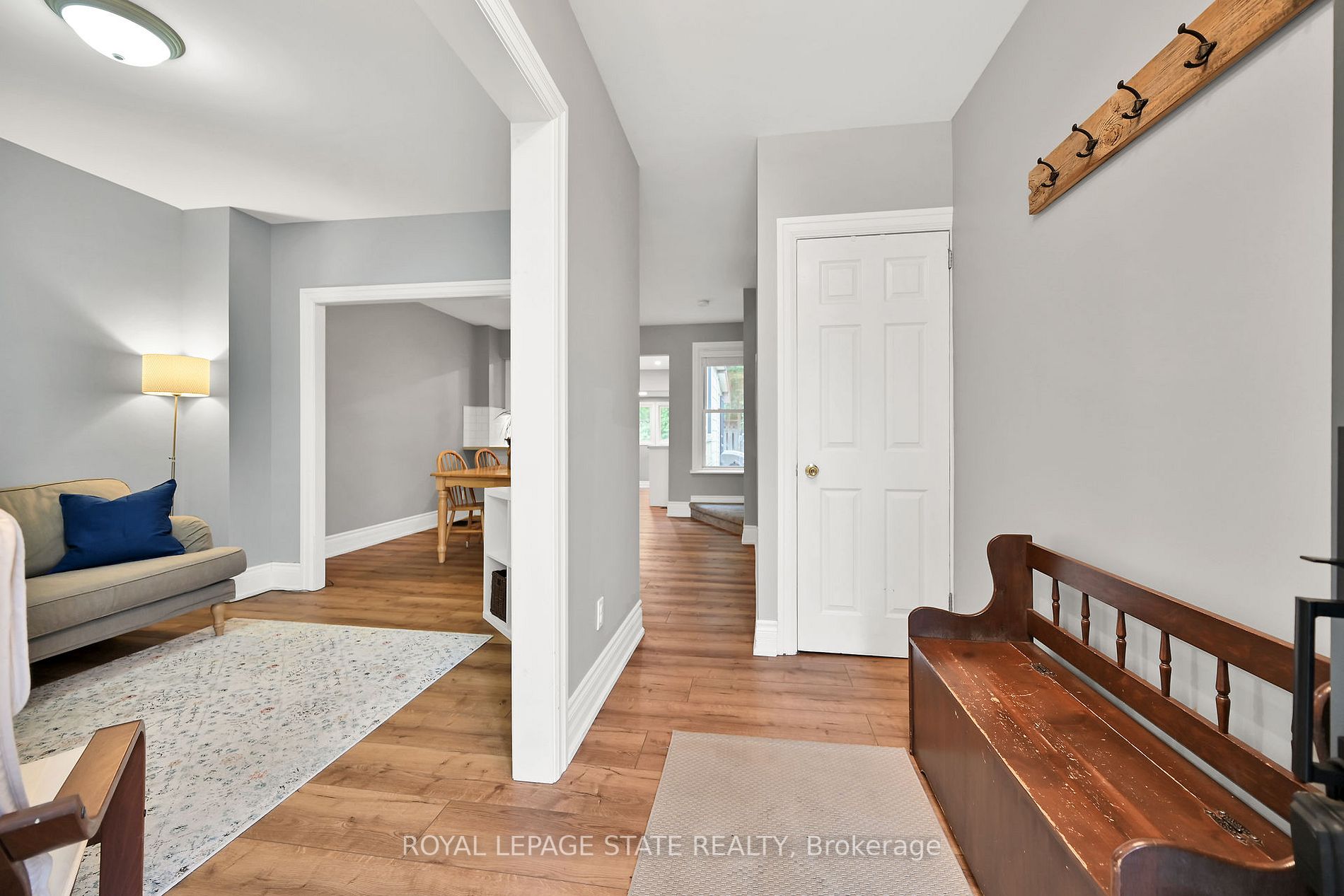 29 Picton Street W