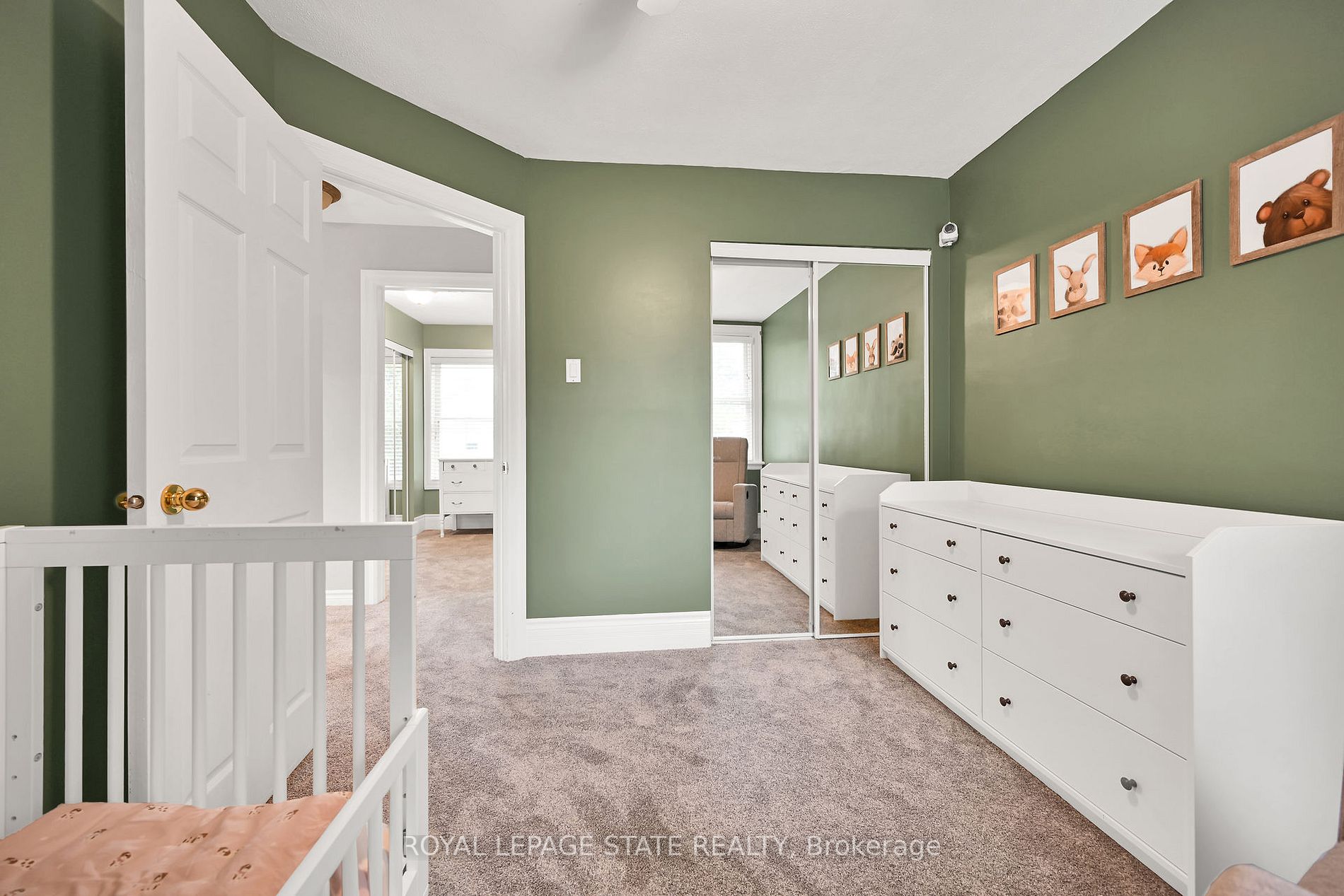 29 Picton Street W