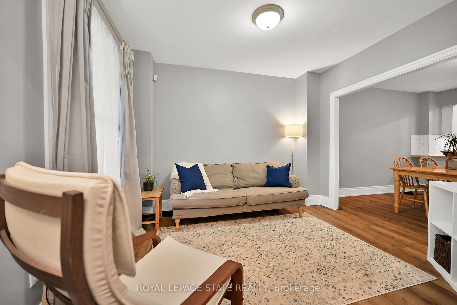 29 Picton Street W