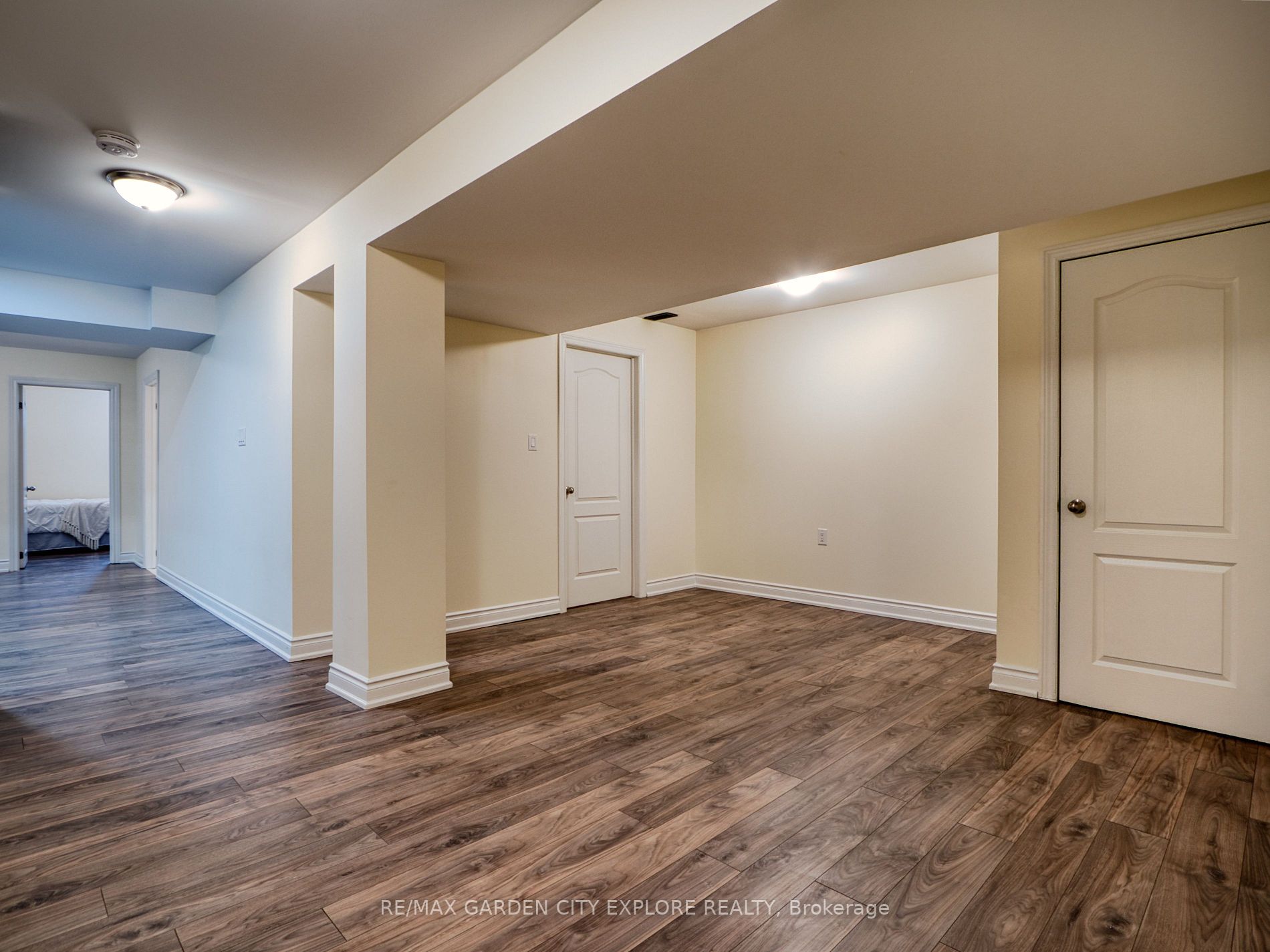 6343 Connor Crescent