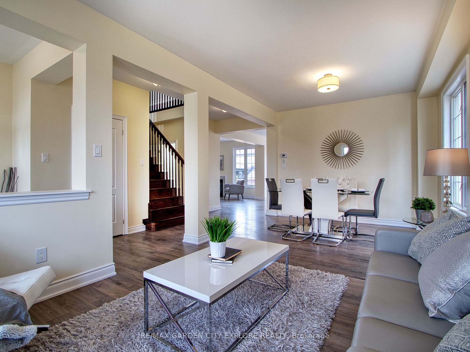 6343 Connor Crescent