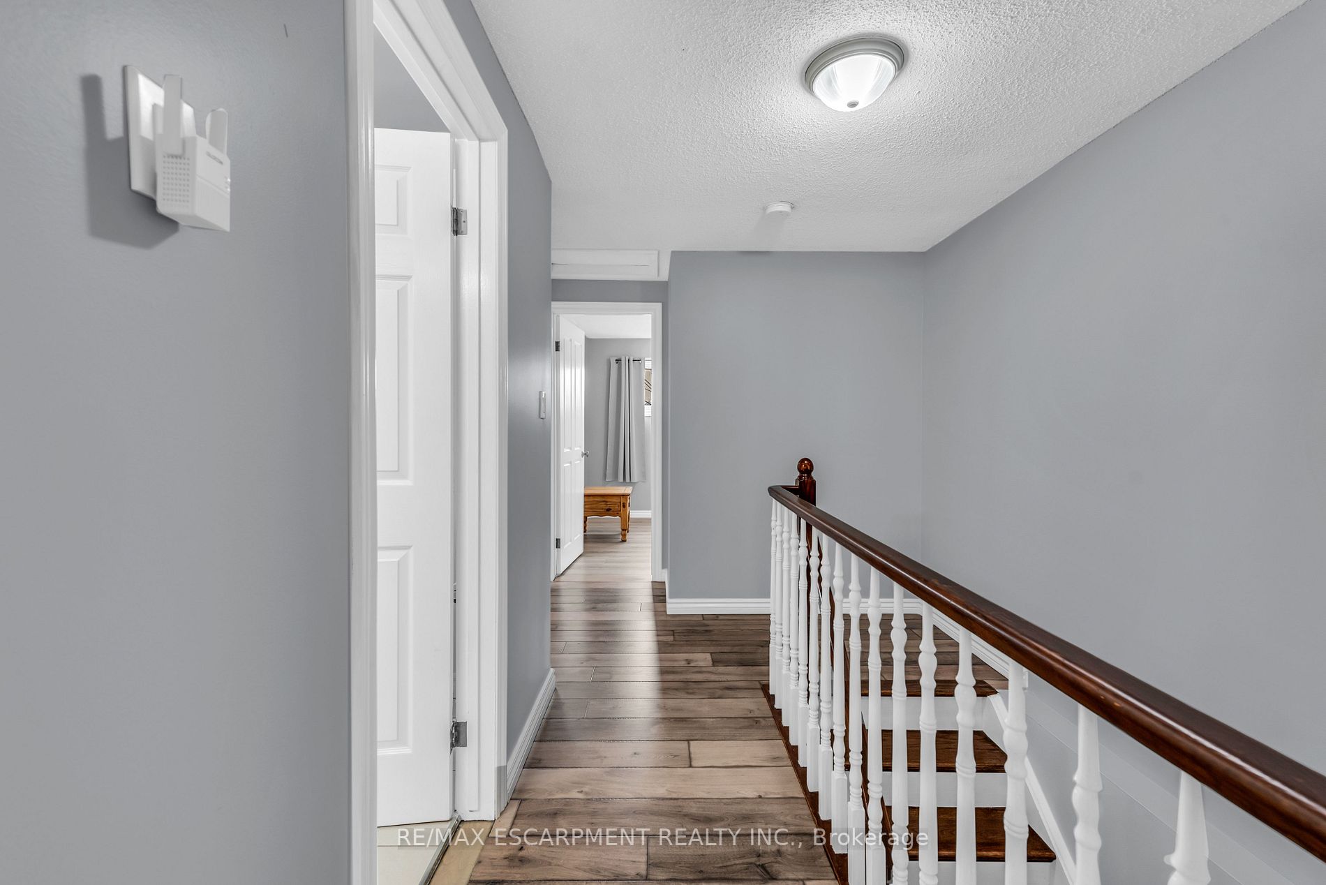 283 Macintosh Dr