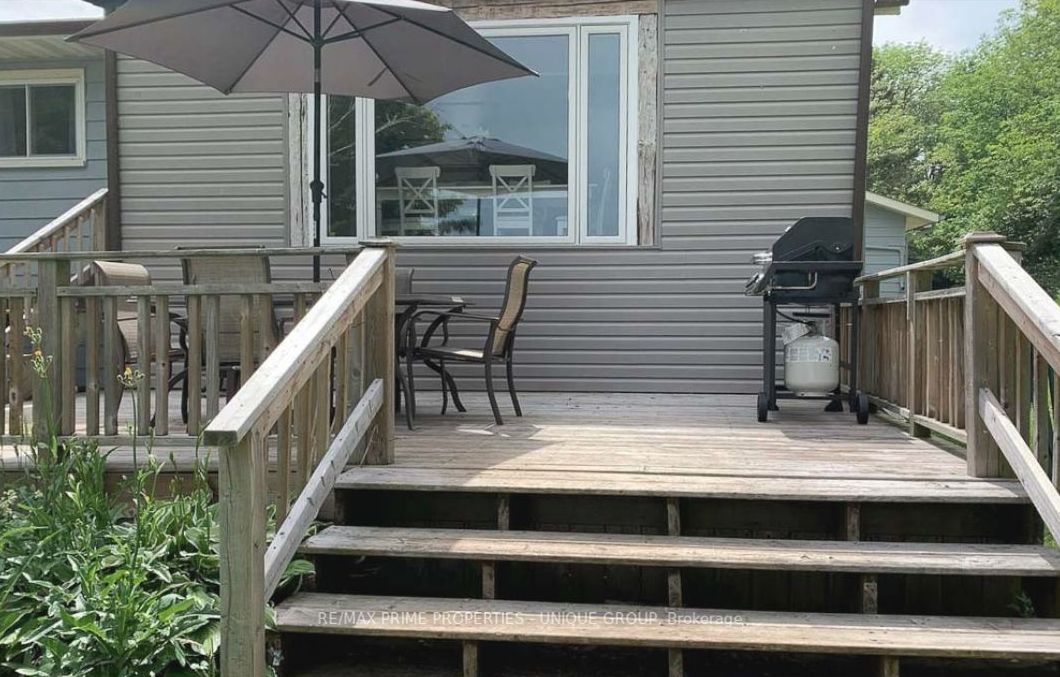3 Lakeview Cres