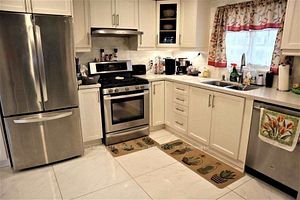 28 Holbrook Rd