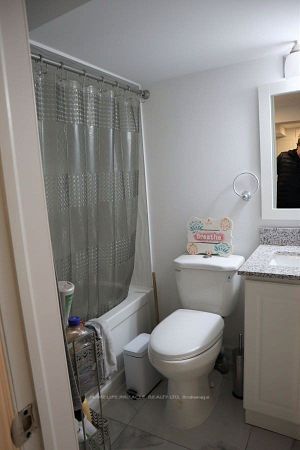 28 Holbrook Rd