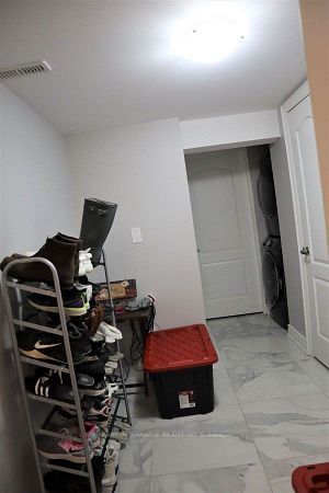 28 Holbrook Rd