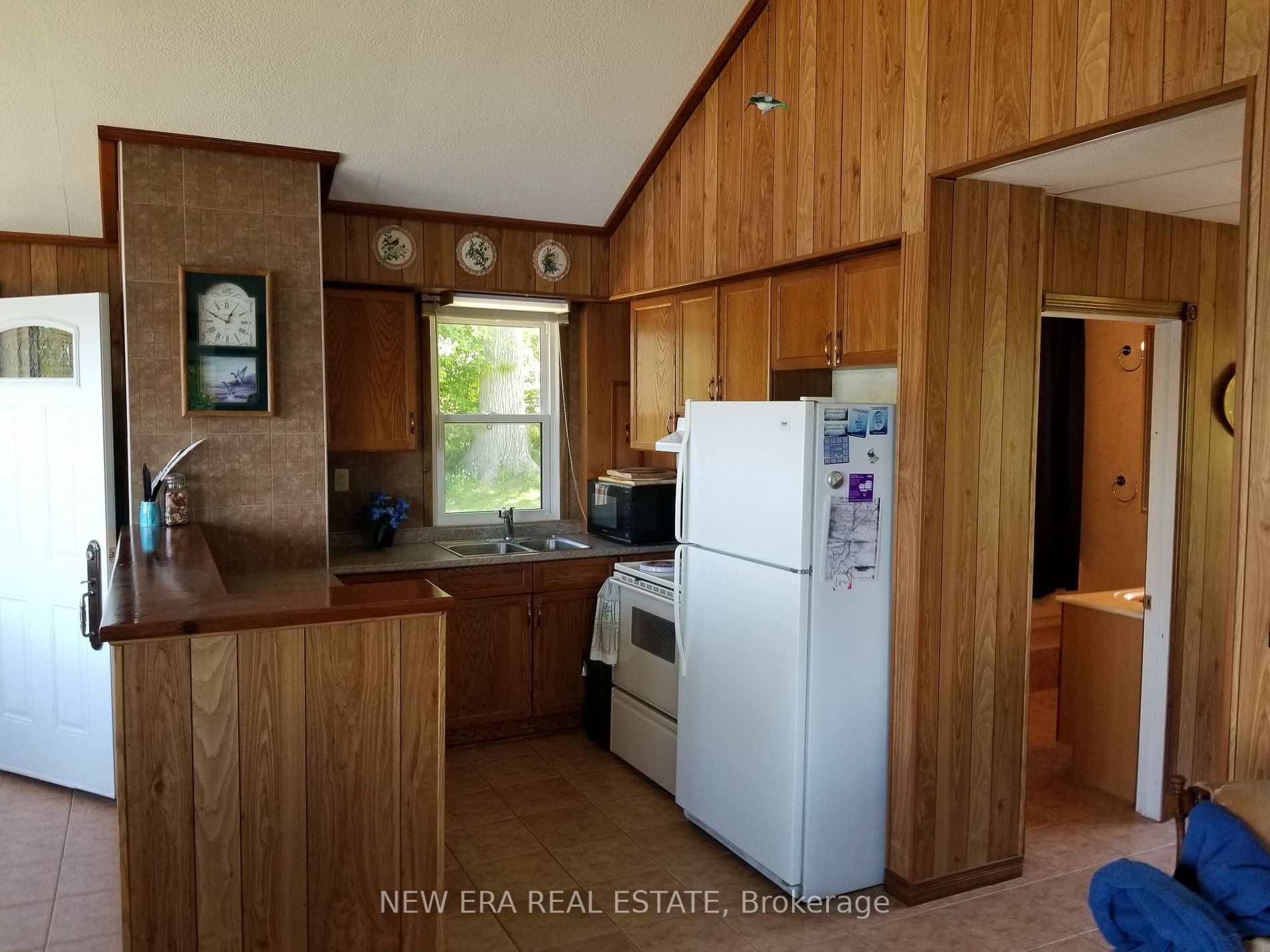 1303 South Shore Rd