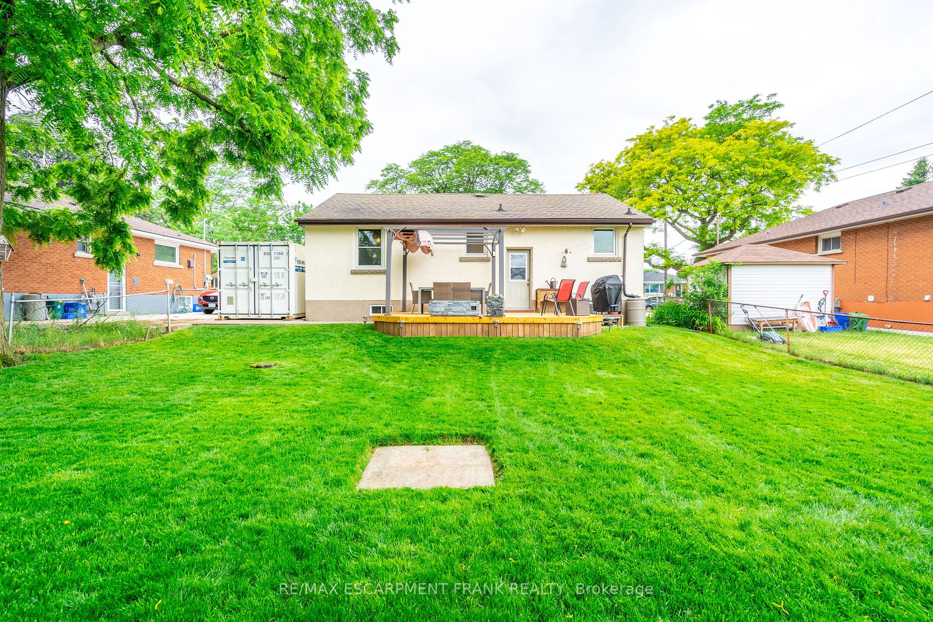 195 West 19th St