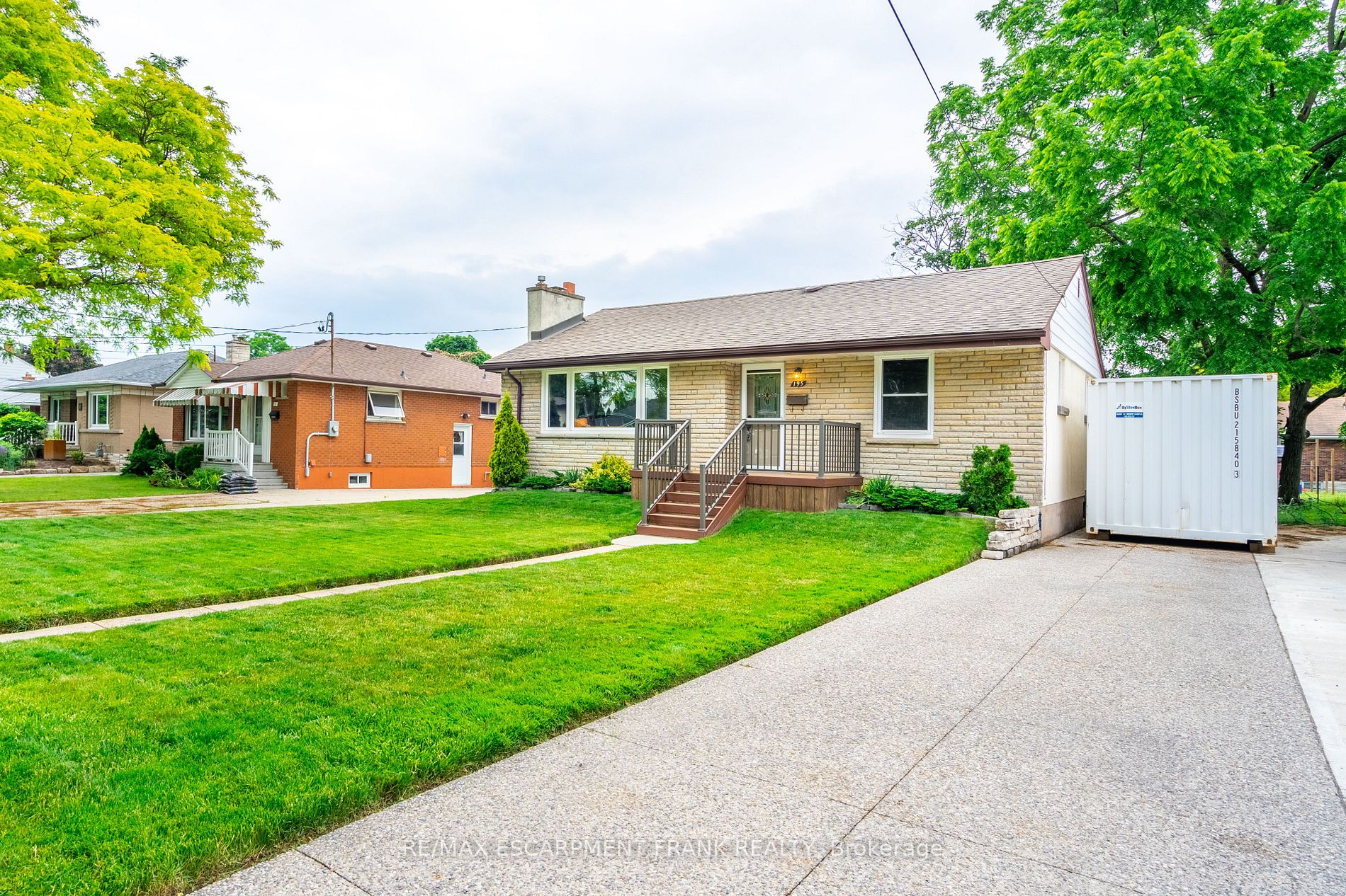 195 West 19th St