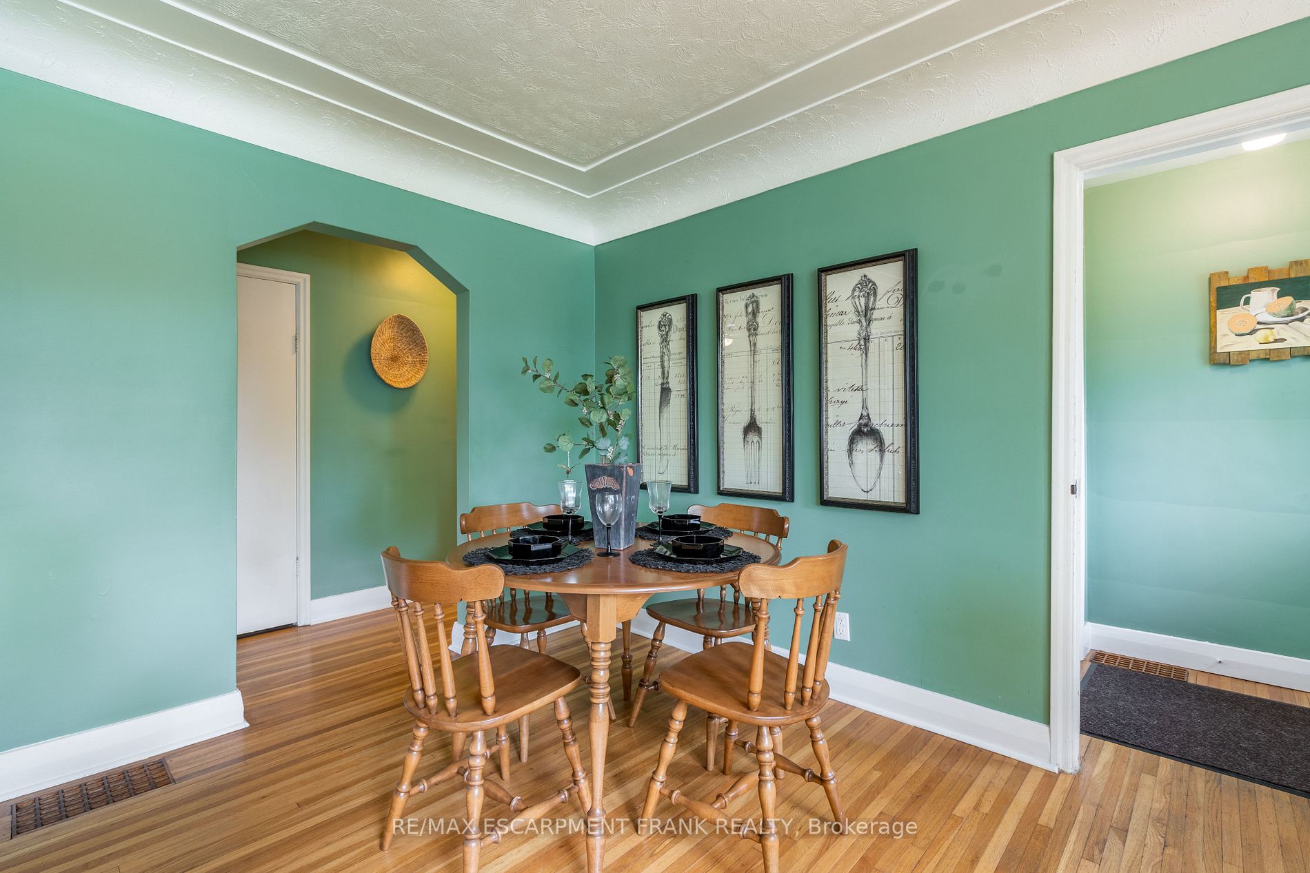 195 West 19th St