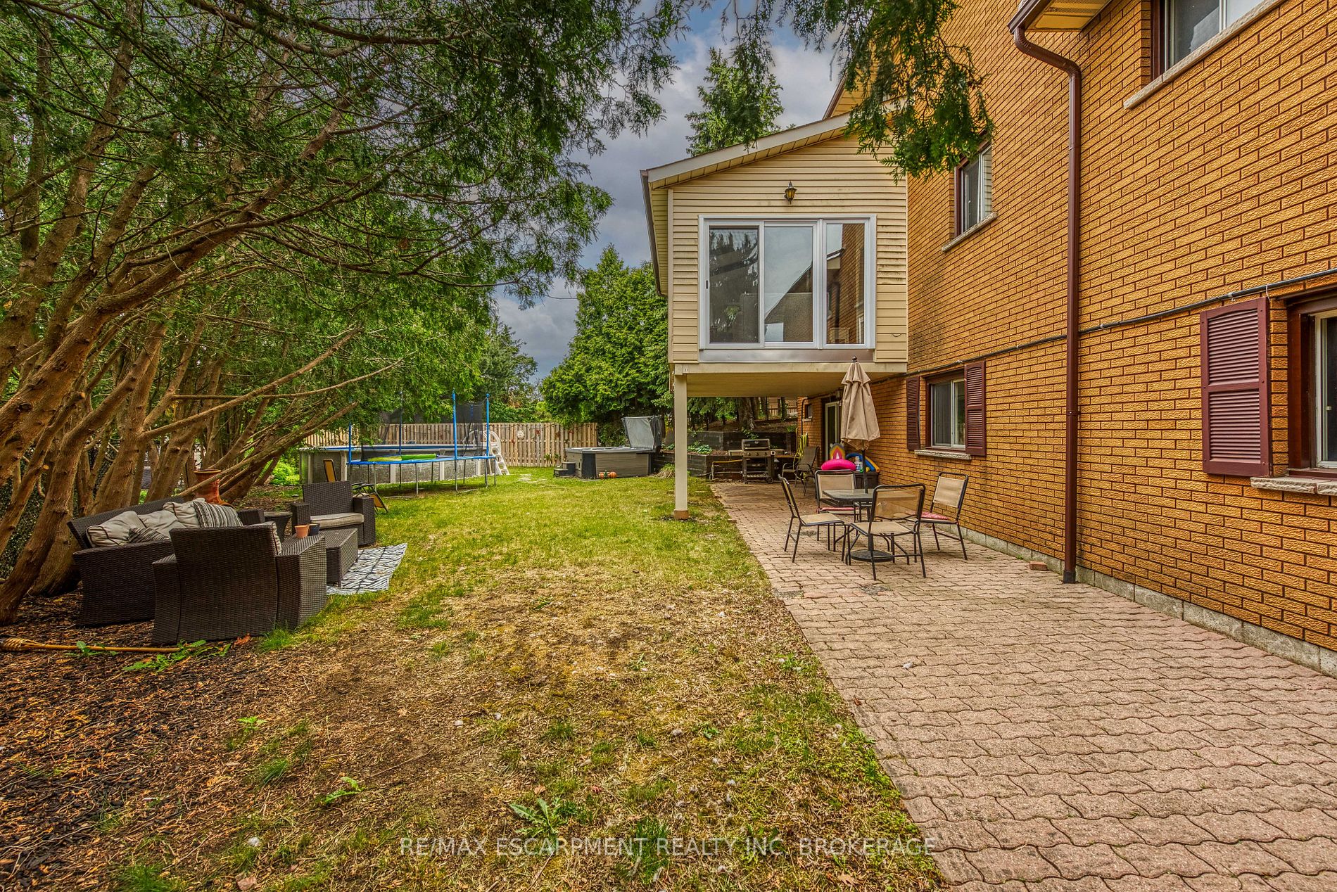 168 Albion Falls Blvd