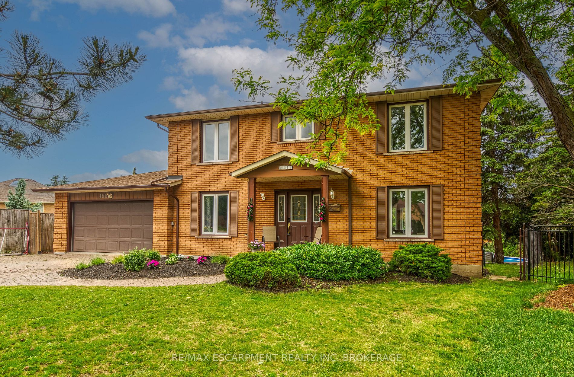 168 Albion Falls Blvd