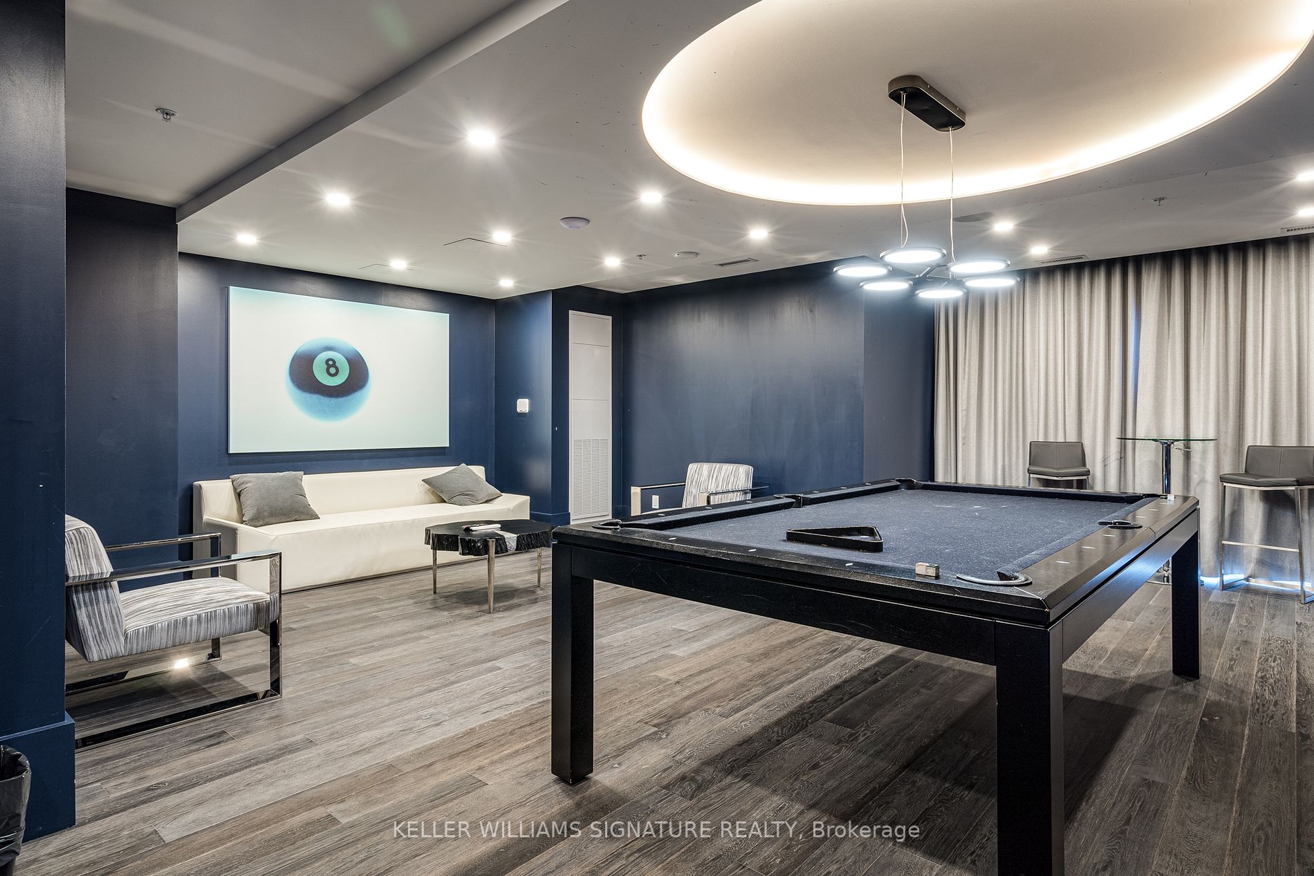 16 Concord Pl, #452