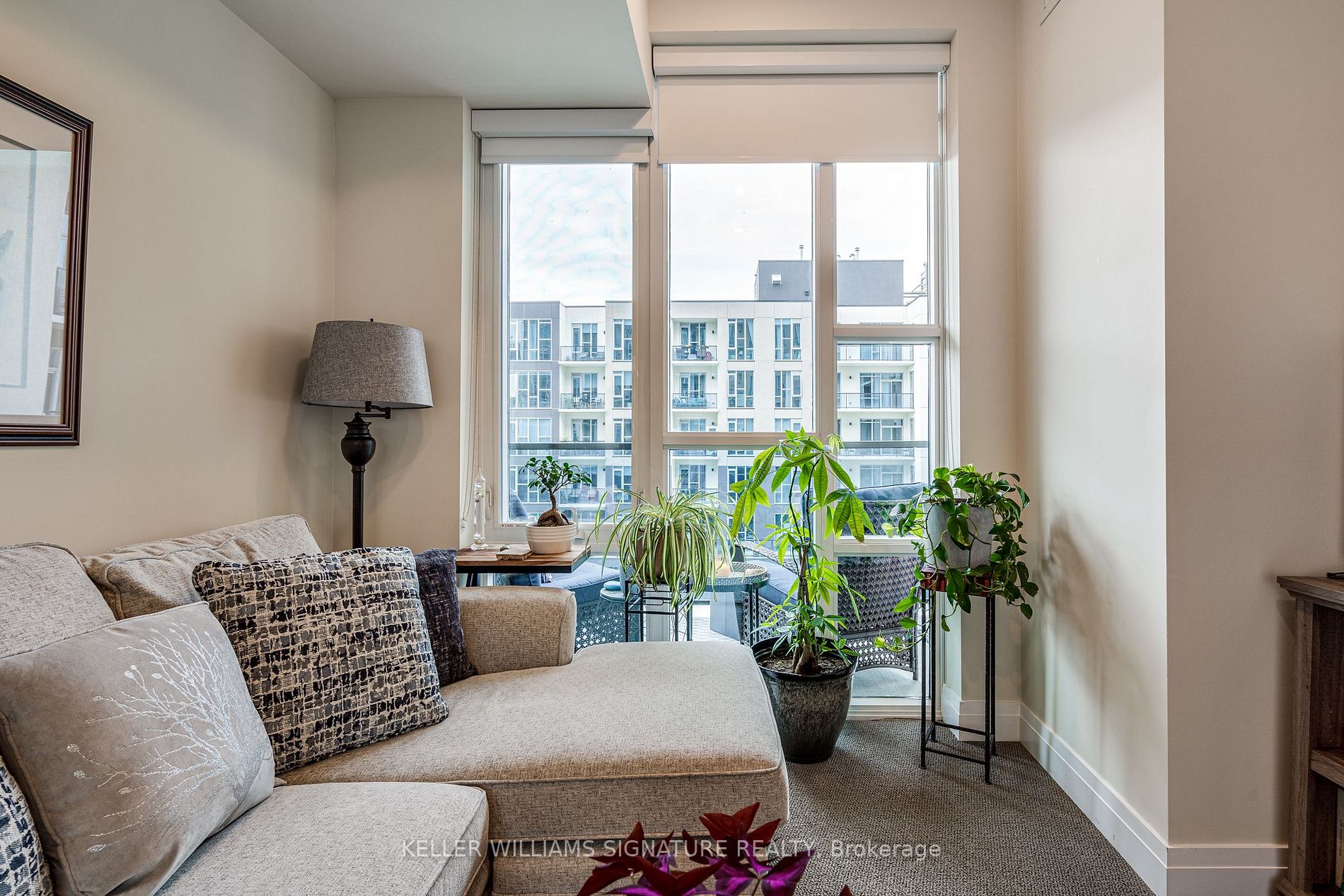 16 Concord Pl, #452