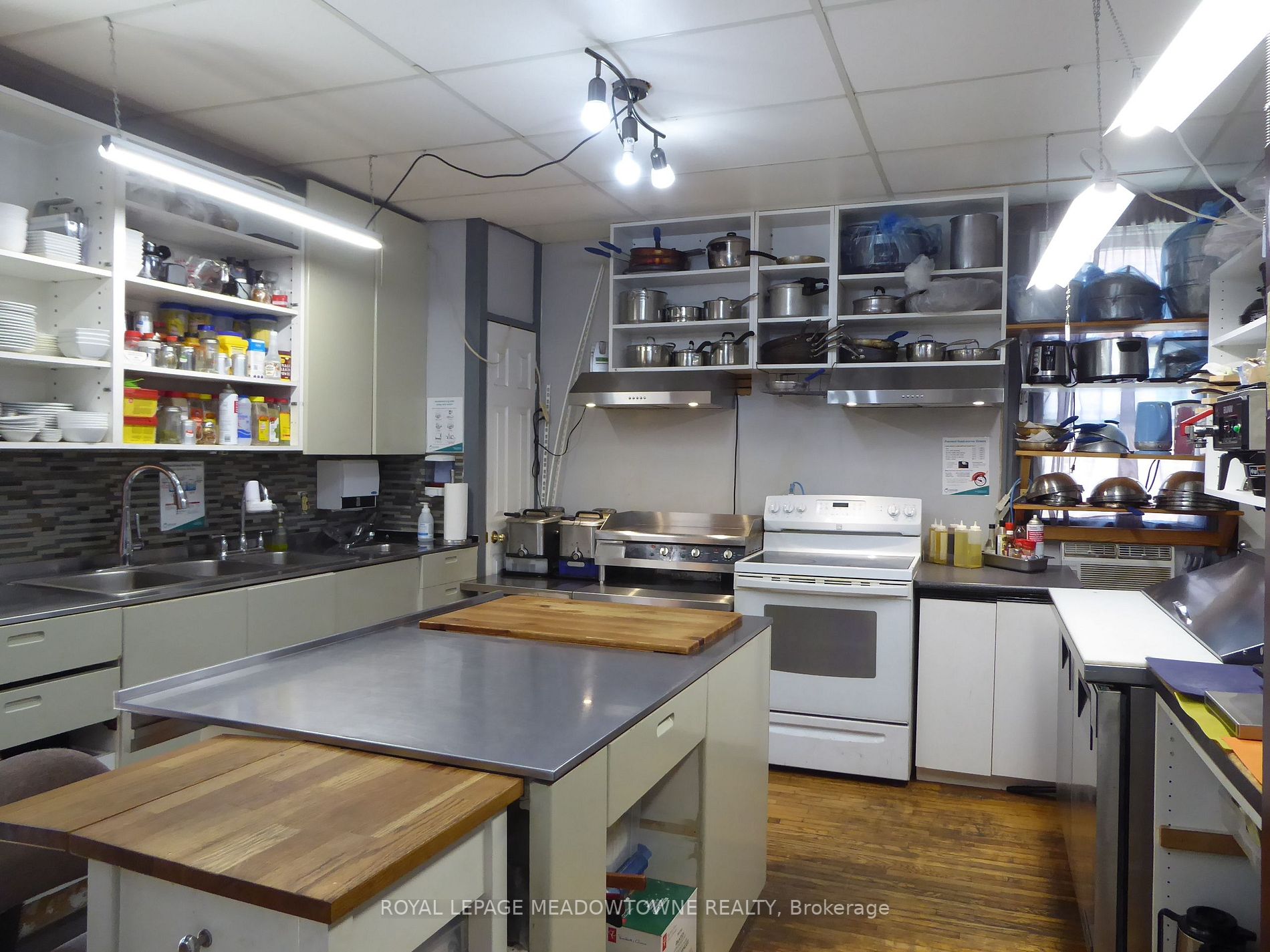 90 Trafalgar Rd