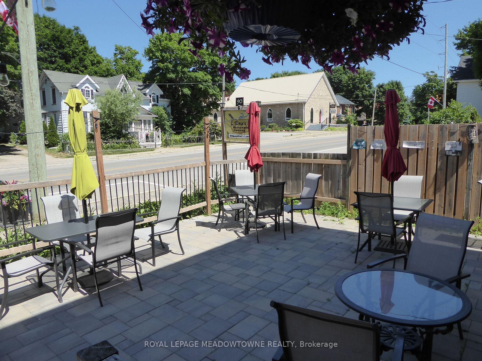 90 Trafalgar Rd