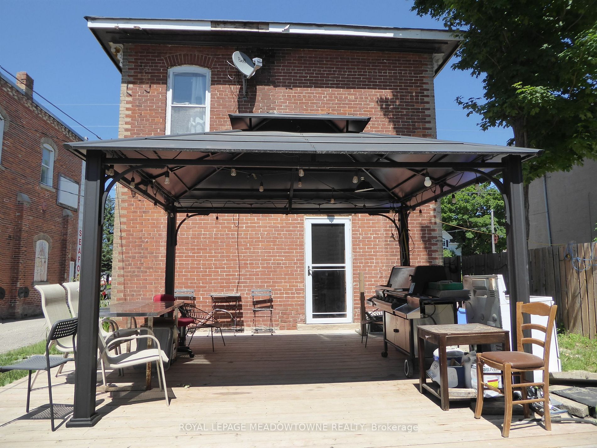 90 Trafalgar Rd