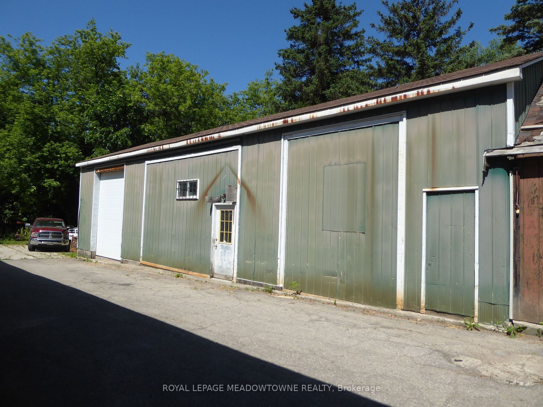 90 Trafalgar Rd