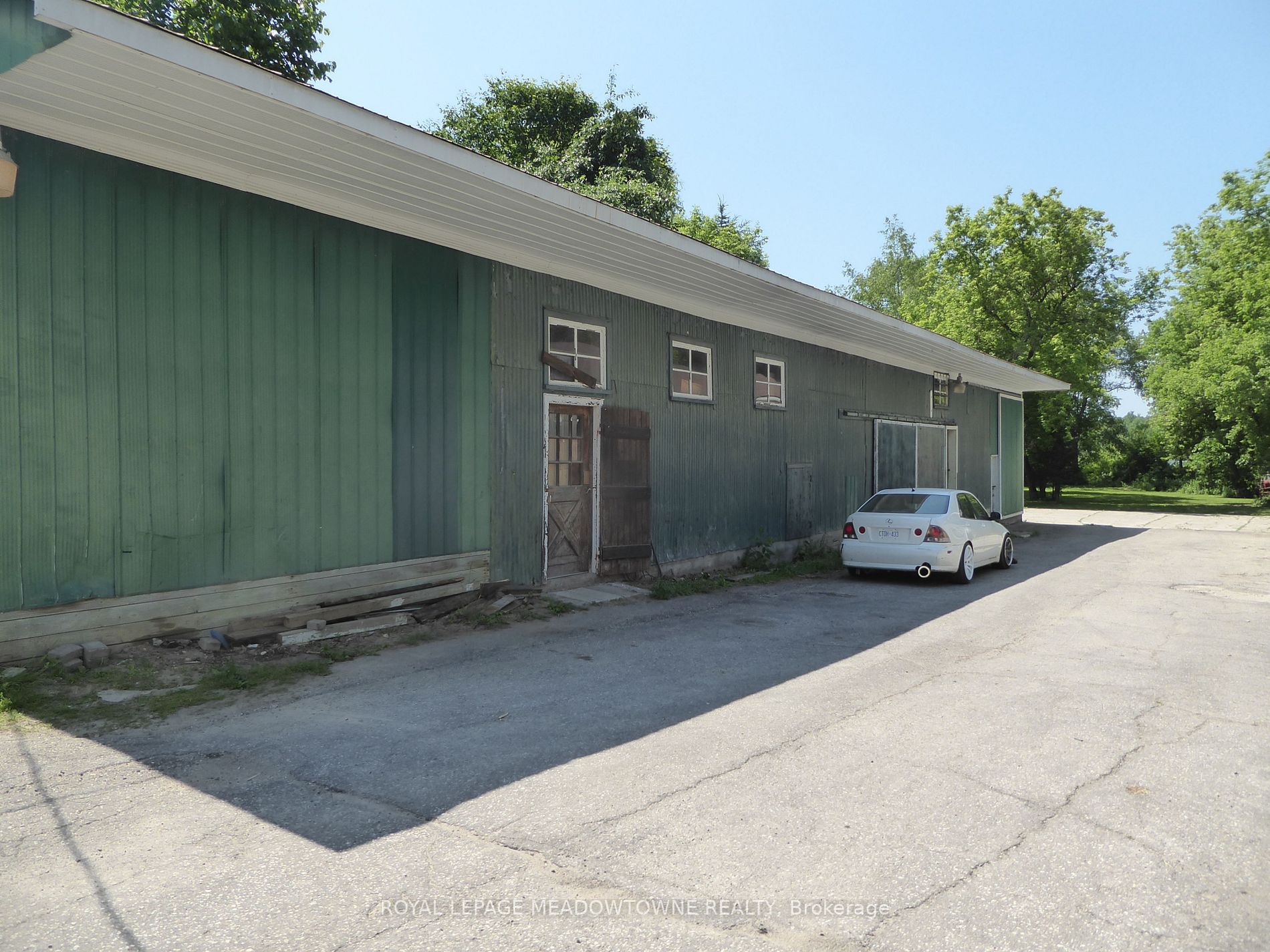 90 Trafalgar Rd