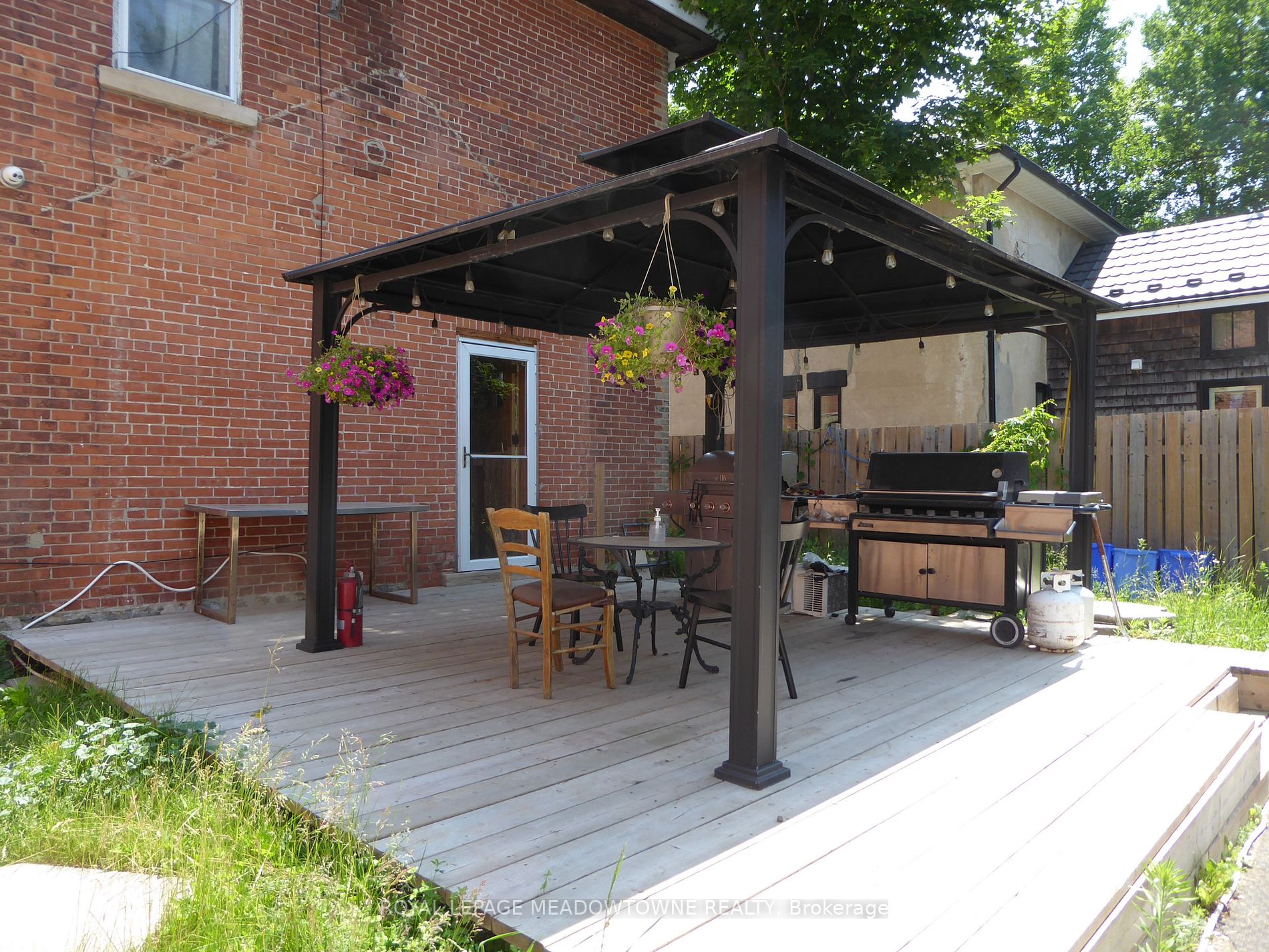 90 Trafalgar Rd