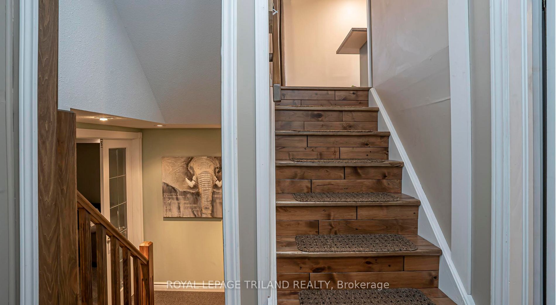 971 Eagle Crescent