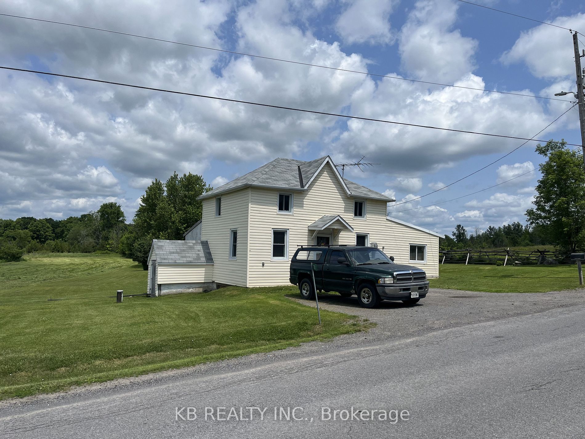747 Westplain Rd