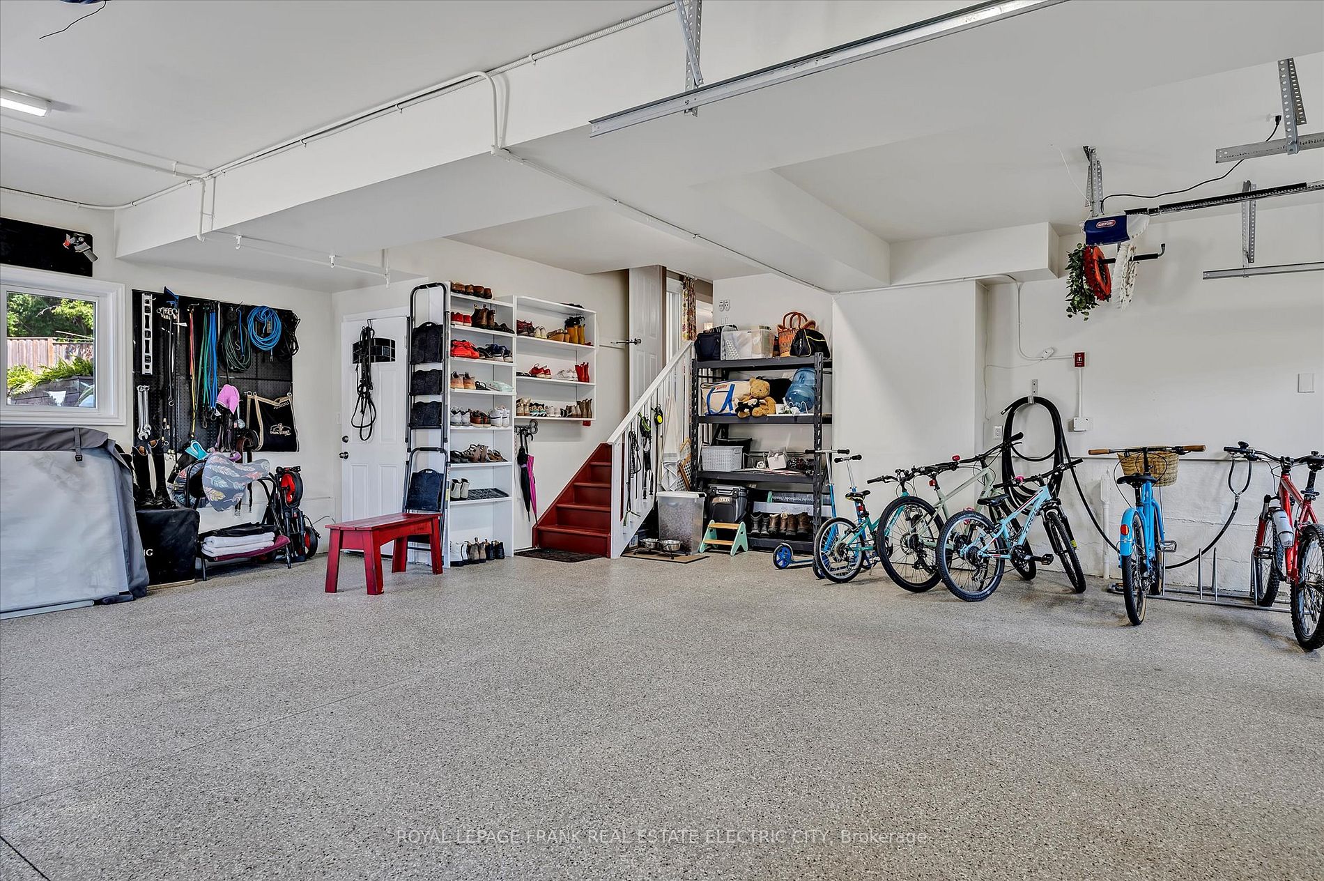 70 Moorecraig Road