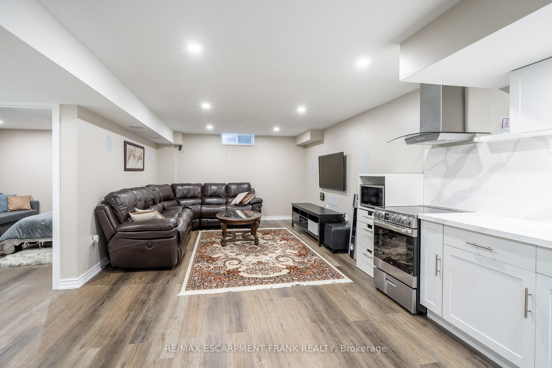 78 Rockledge Dr