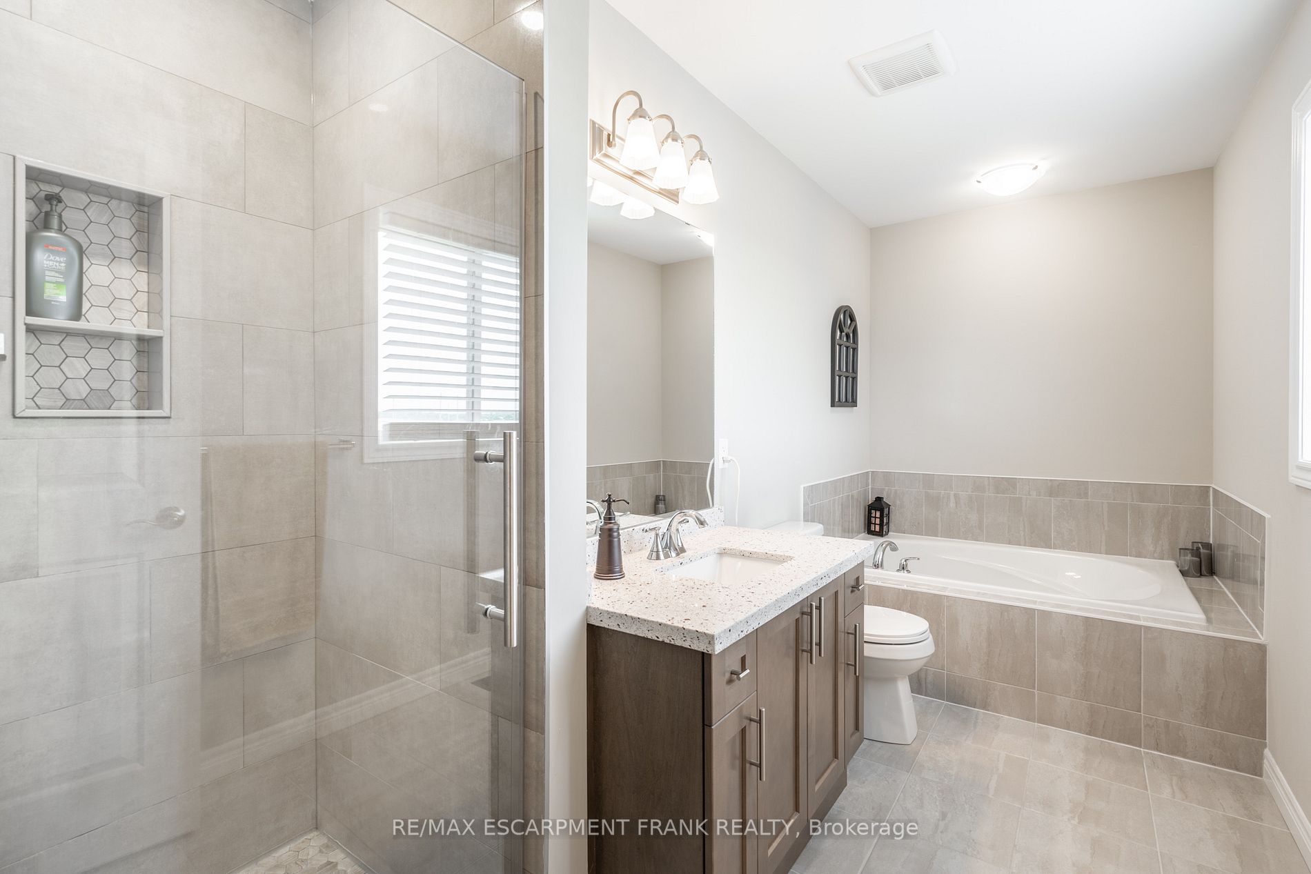 78 Rockledge Dr