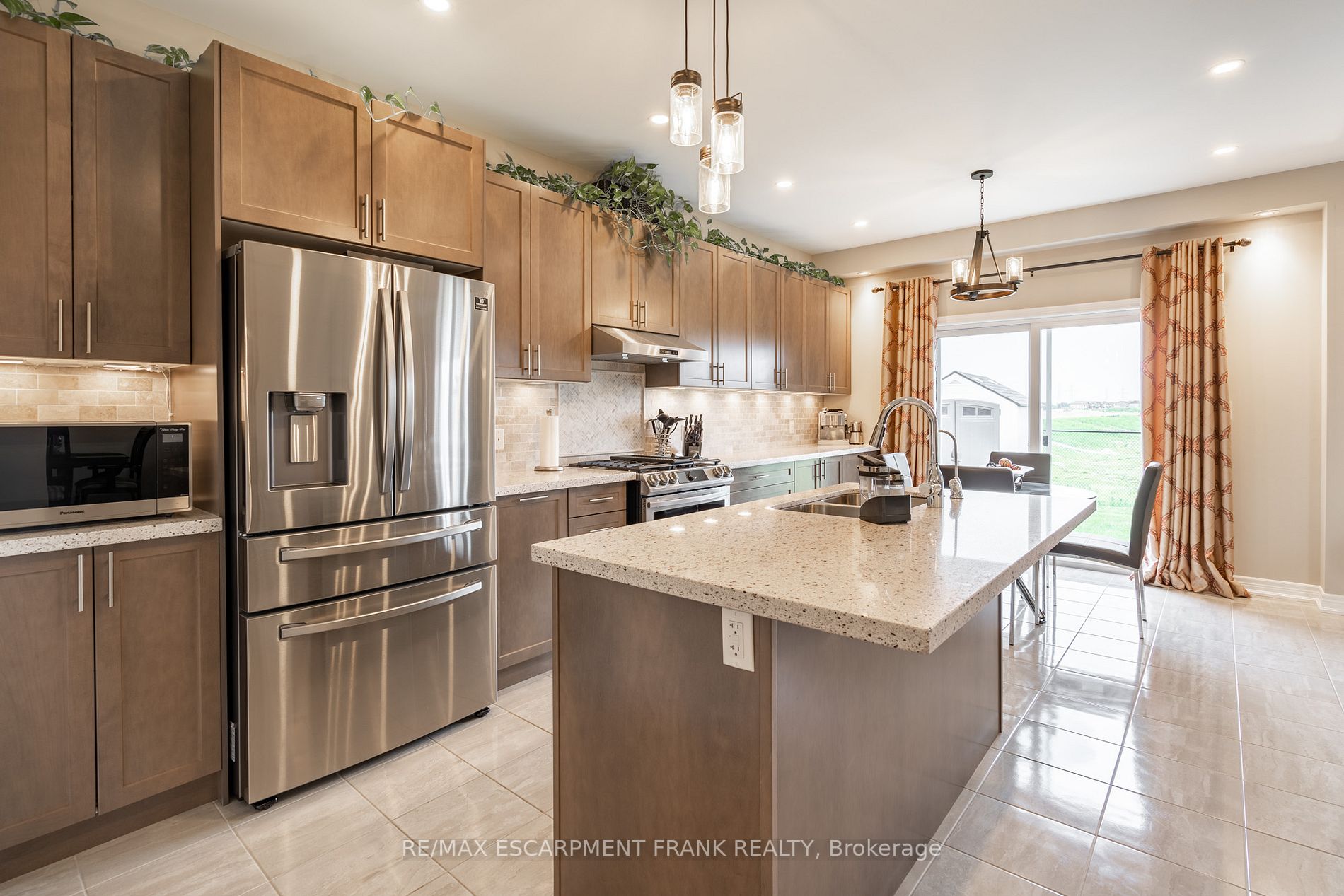 78 Rockledge Dr