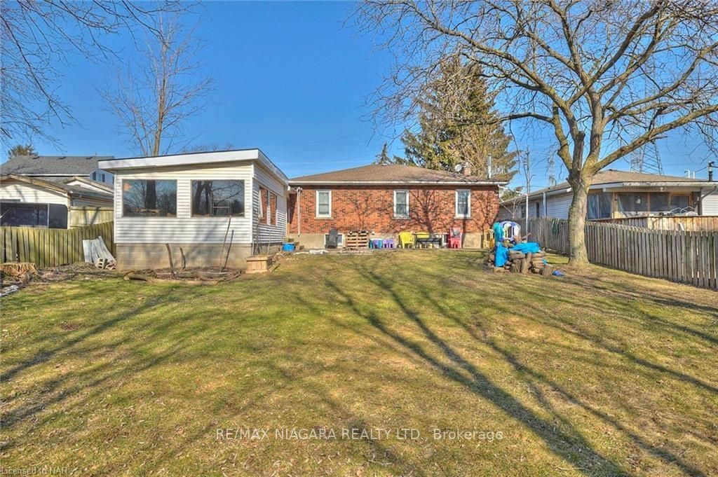 2632 Portage Road