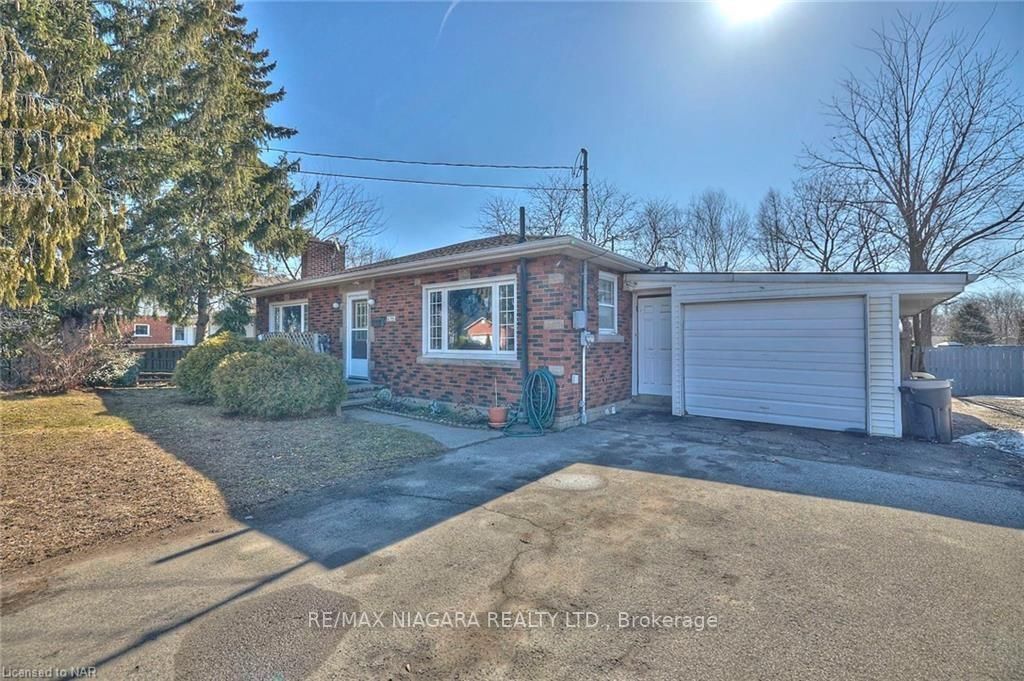 2632 Portage Road