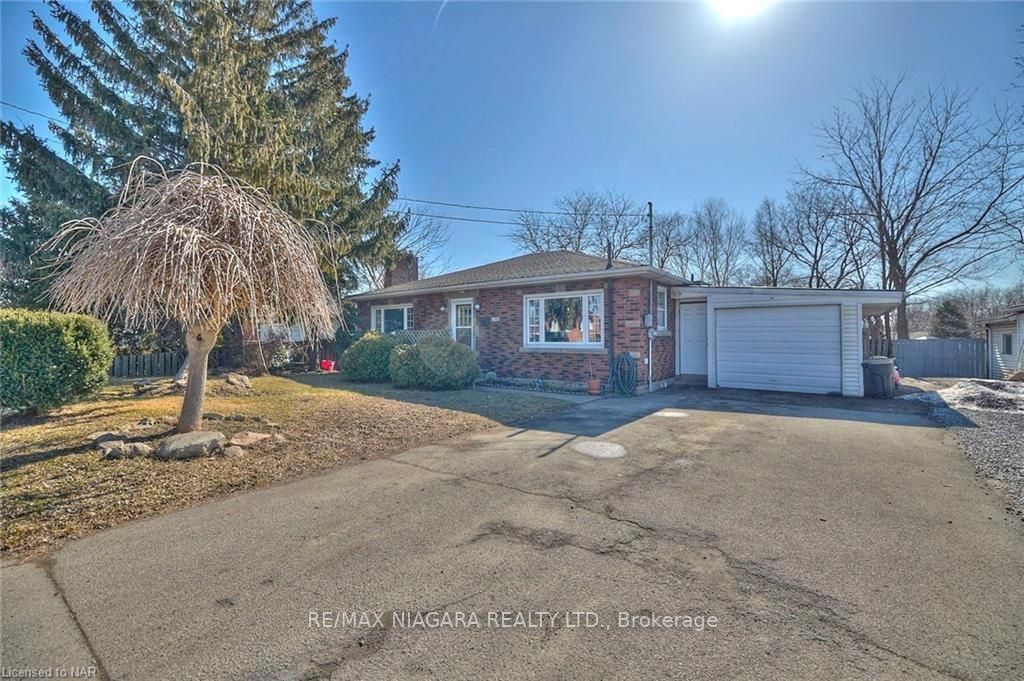 2632 Portage Road