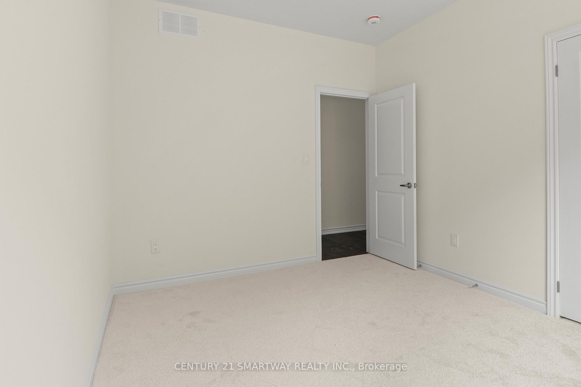 29 Hillcroft Way