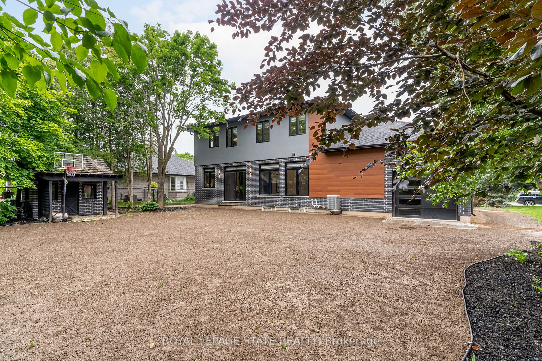 336 Fiddlers Green Rd