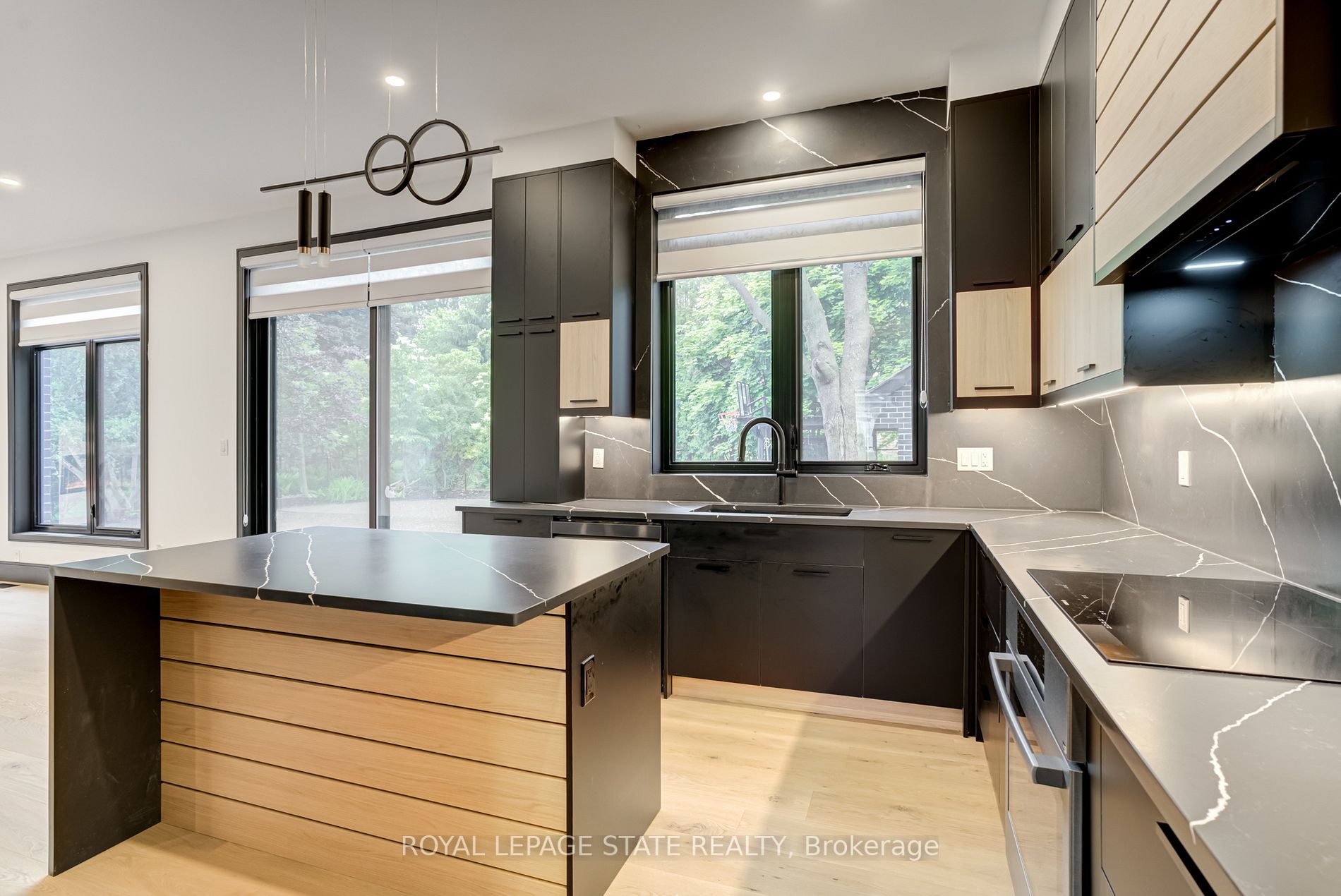 336 Fiddlers Green Rd