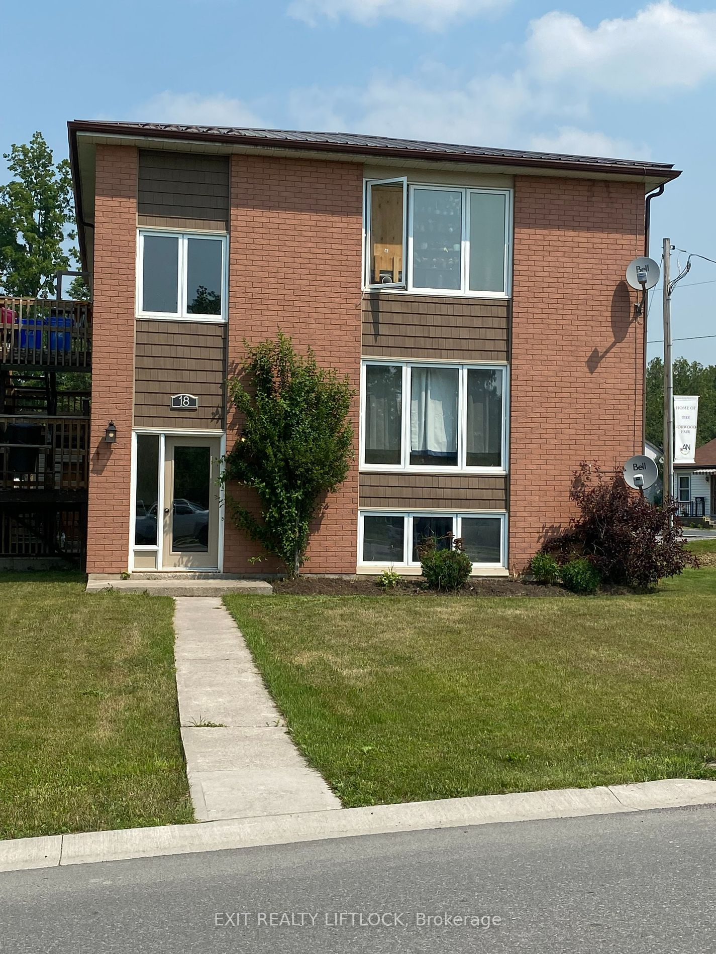 18 Helen Street