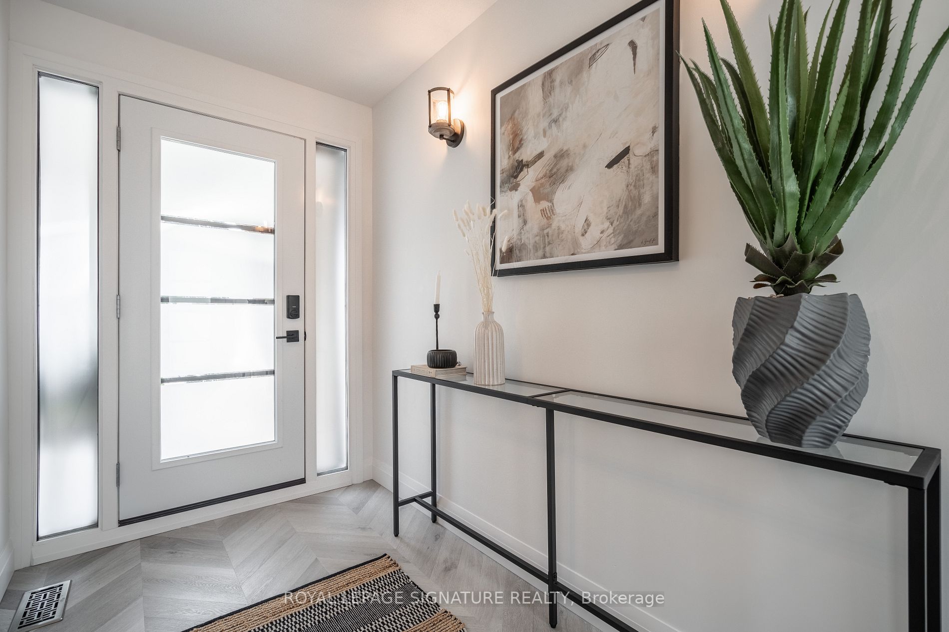 104 Darlington Dr