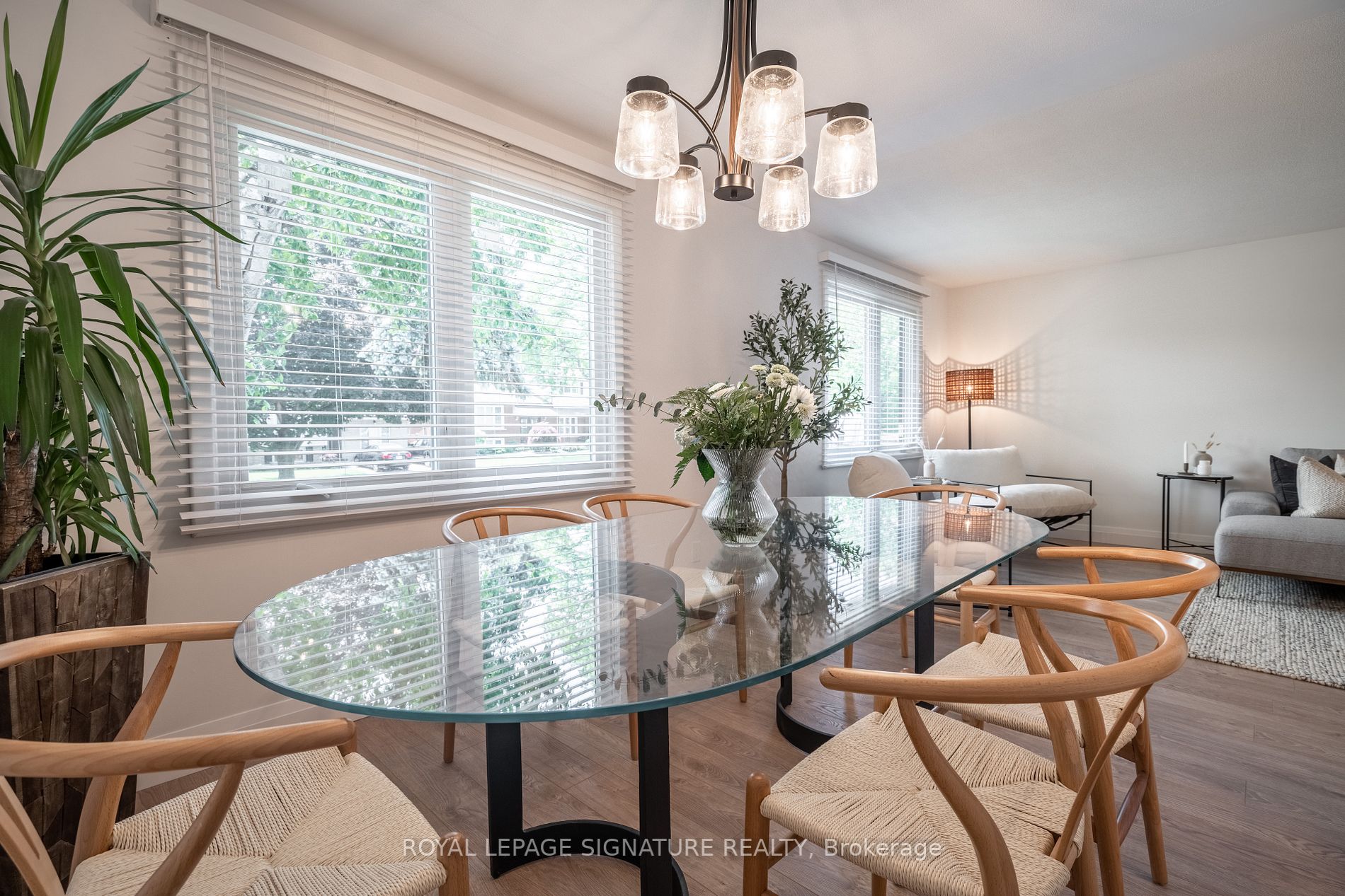 104 Darlington Dr