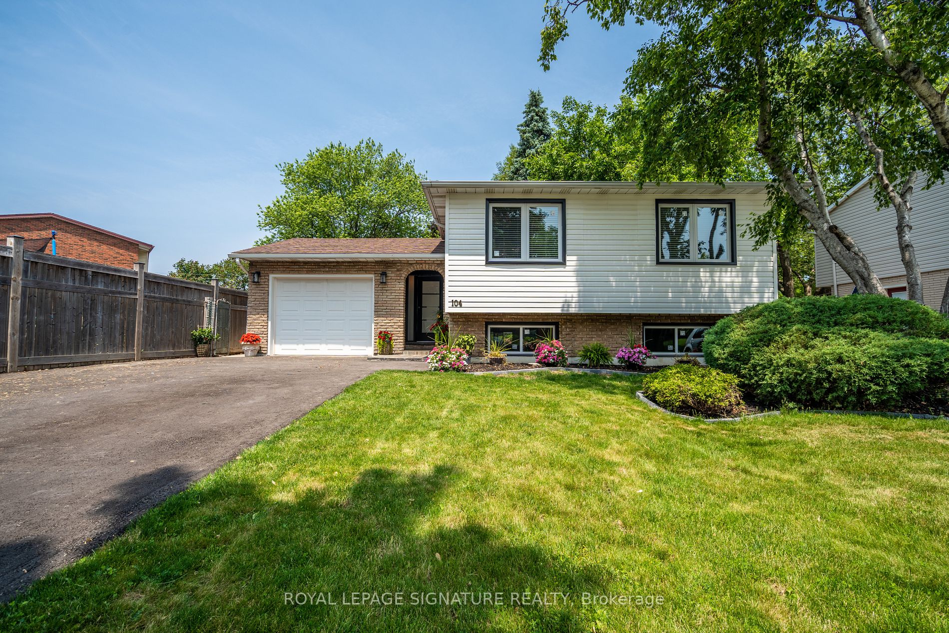 104 Darlington Dr