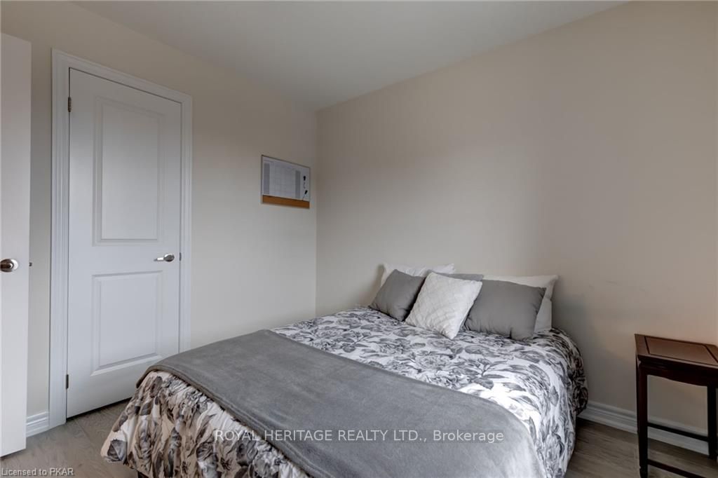 1049 Rippingale Tr